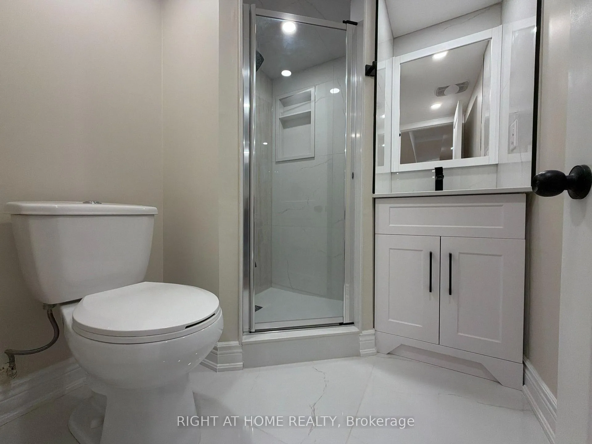 Photo 21 of Unit BASEMENT, 1489 Hawktail Path, Pickering, Rural Pickering — HOMEH
