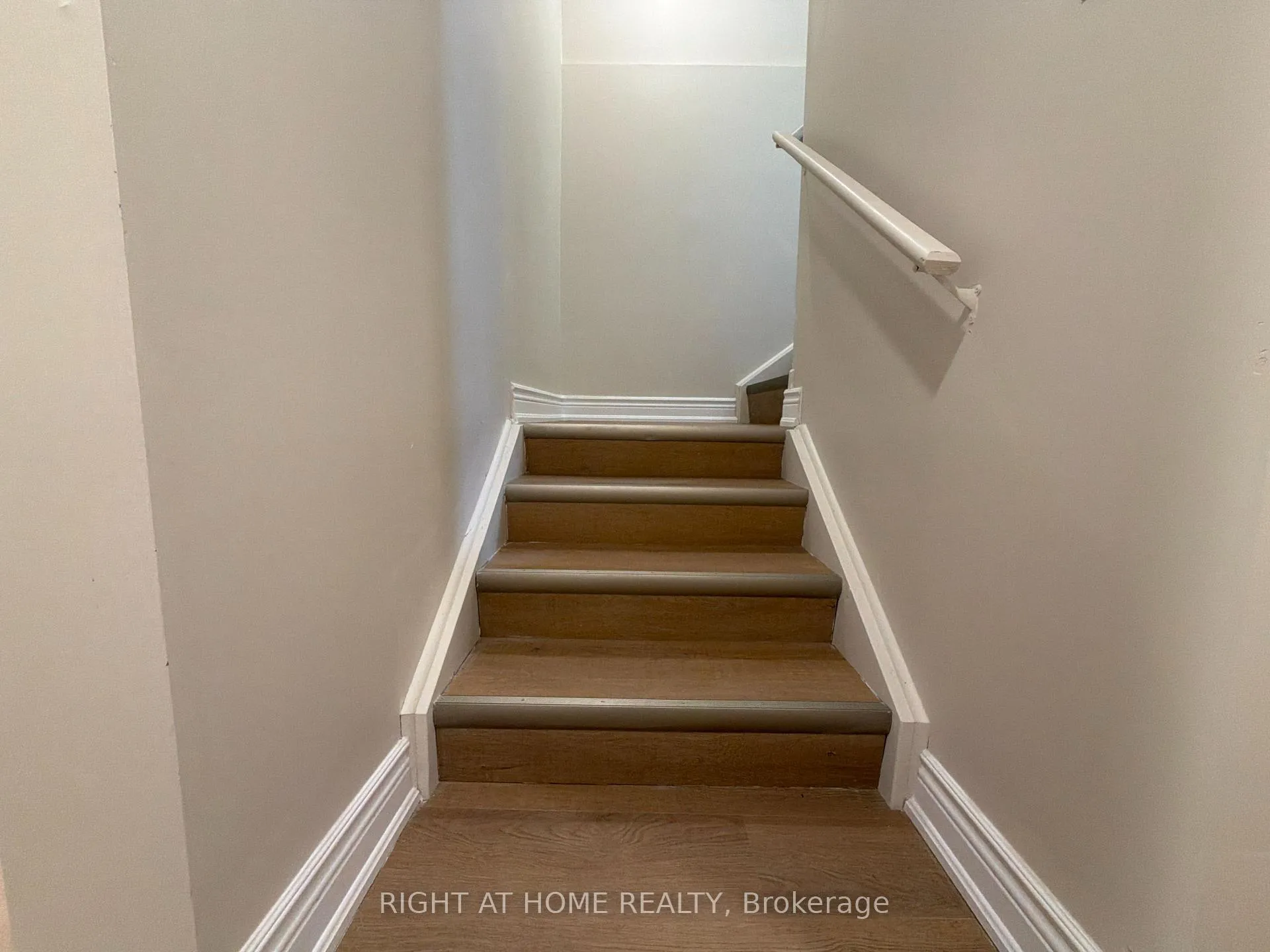 Photo 30 of Unit BASEMENT, 1489 Hawktail Path, Pickering, Rural Pickering — HOMEH
