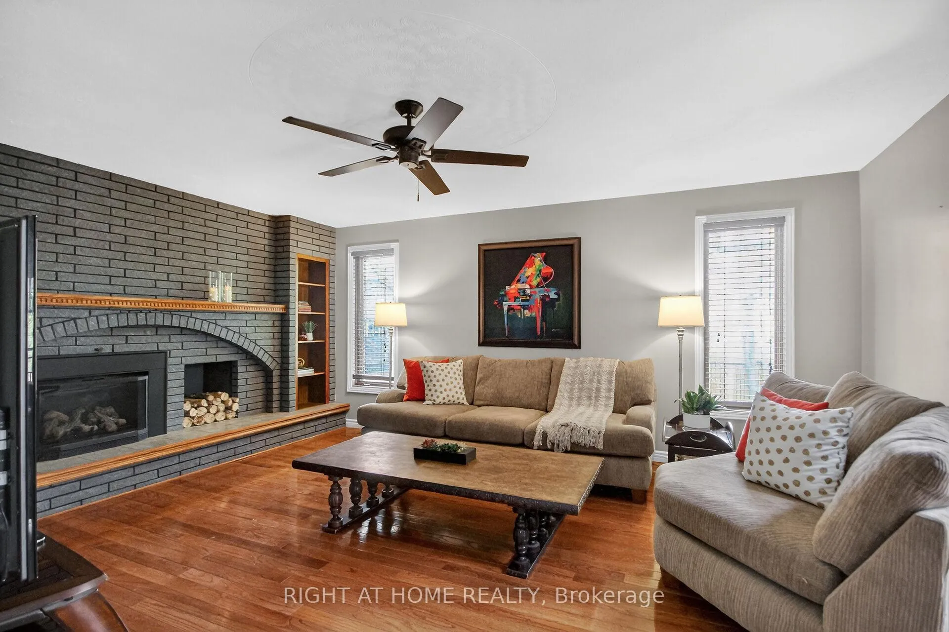 Photo 14 of 20 Palsen Street, Ottawa, Meadowlands/Crestview — HOMEH