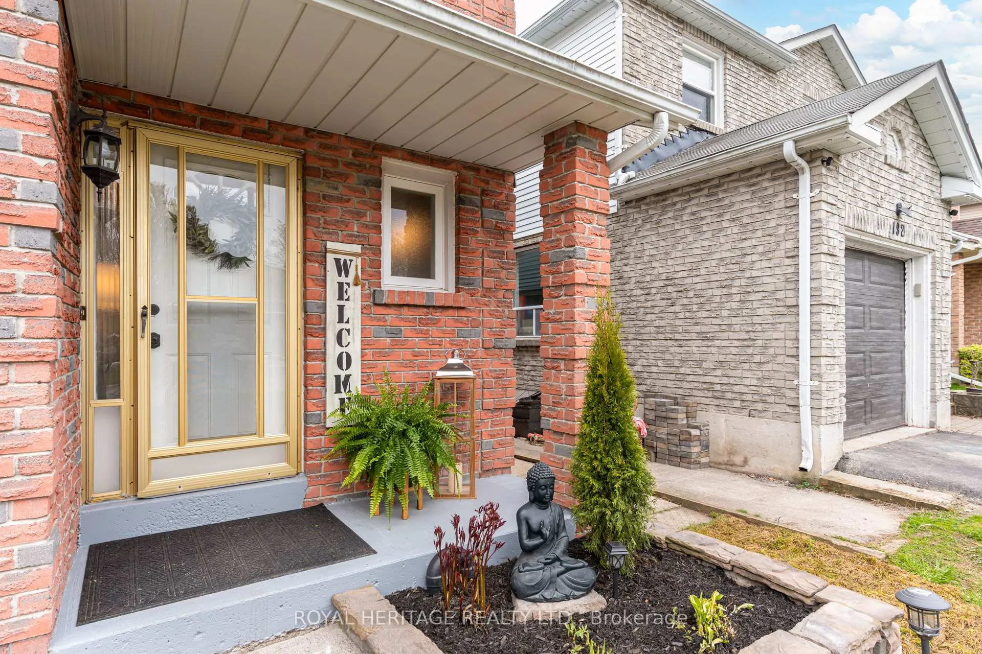 Photo 2 of 188 Adele Crescent, Oshawa, McLaughlin — HOMEH