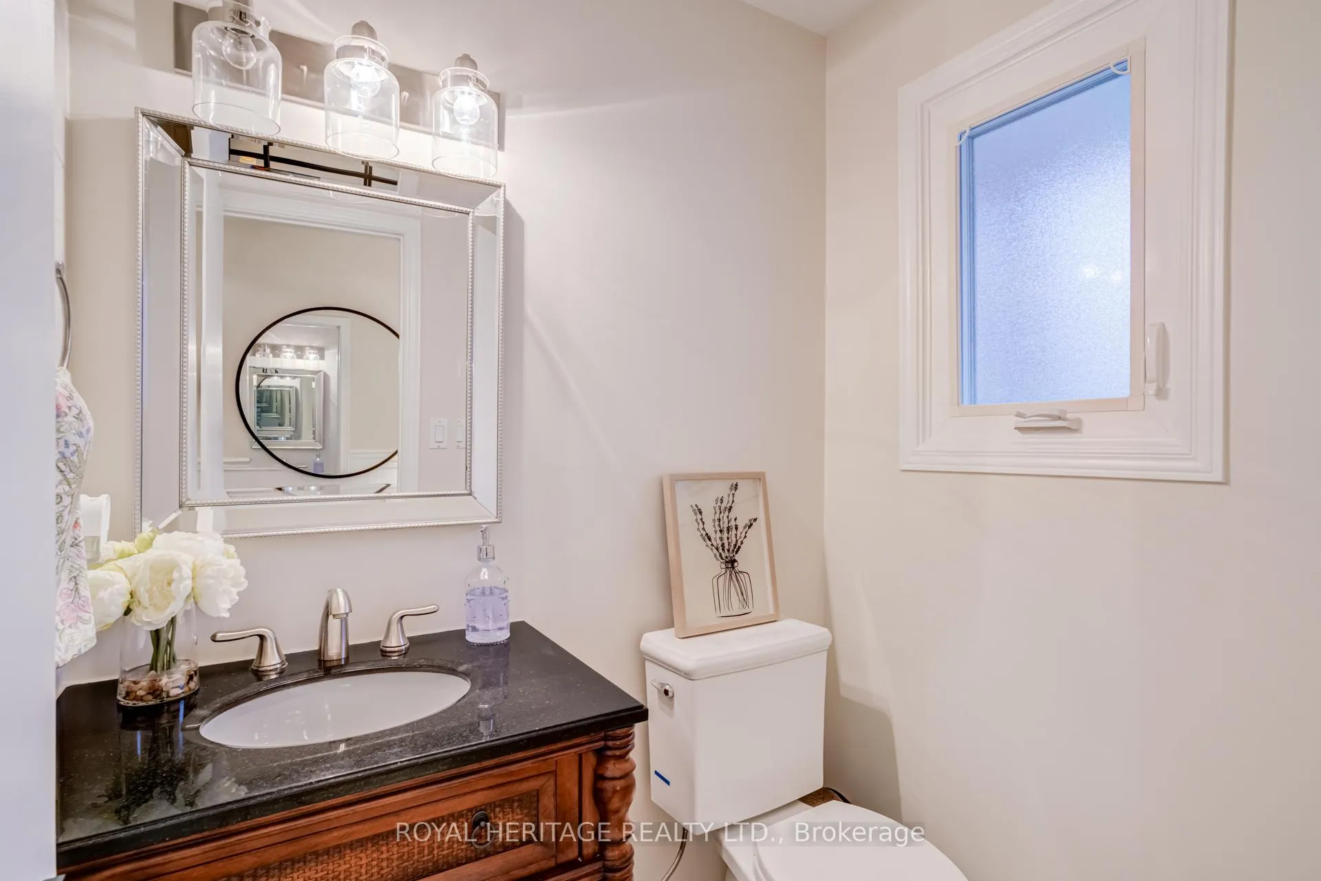 Photo 19 of 188 Adele Crescent, Oshawa, McLaughlin — HOMEH