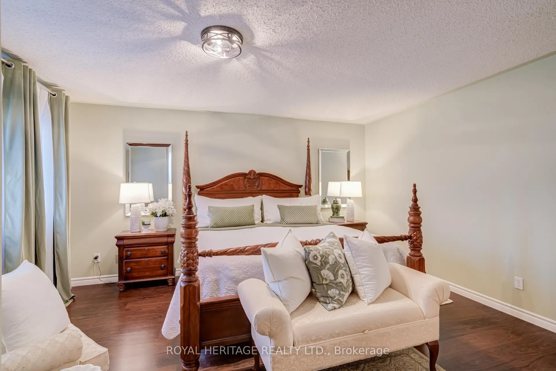 Photo 22 of 188 Adele Crescent, Oshawa, McLaughlin — HOMEH