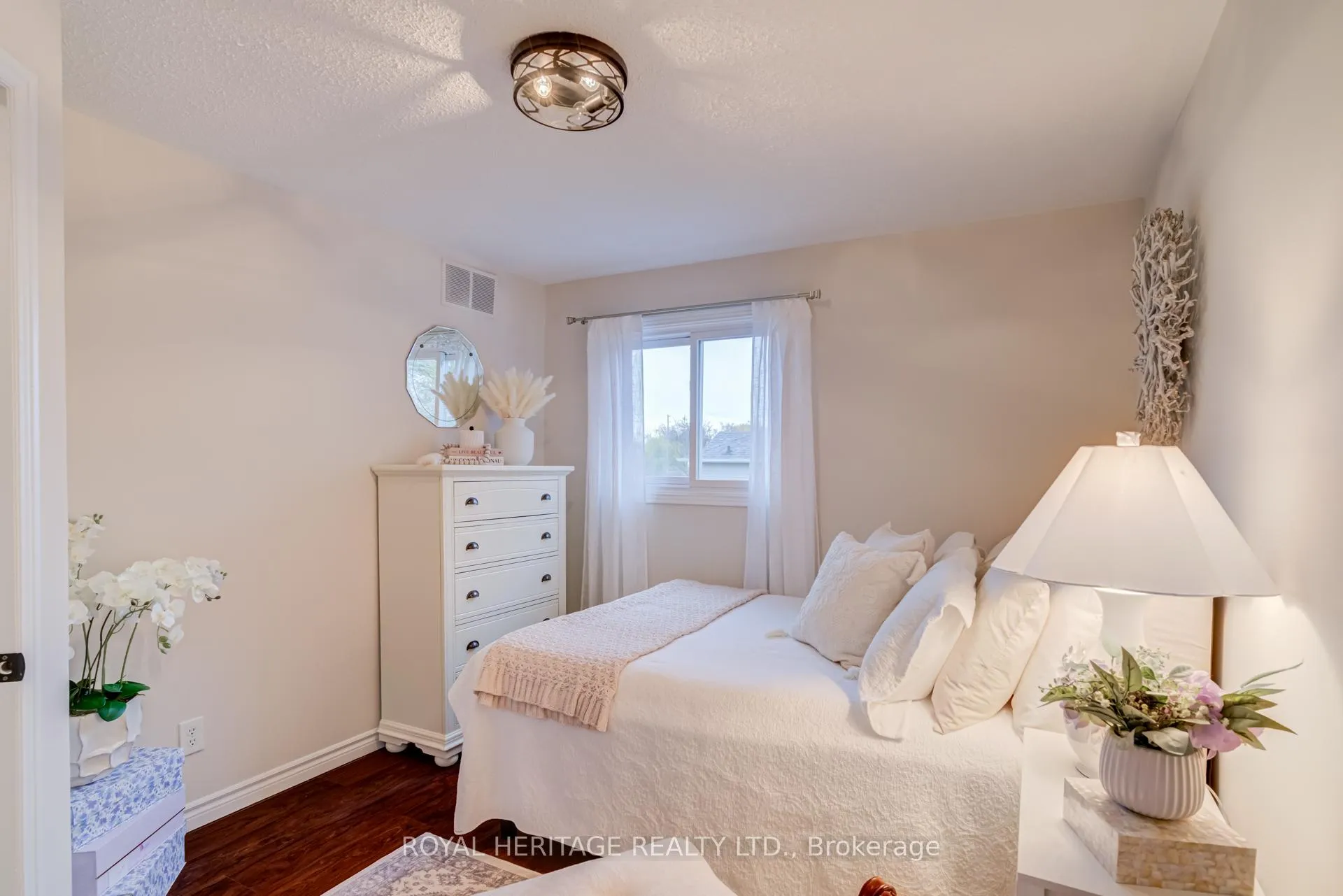 Photo 25 of 188 Adele Crescent, Oshawa, McLaughlin — HOMEH