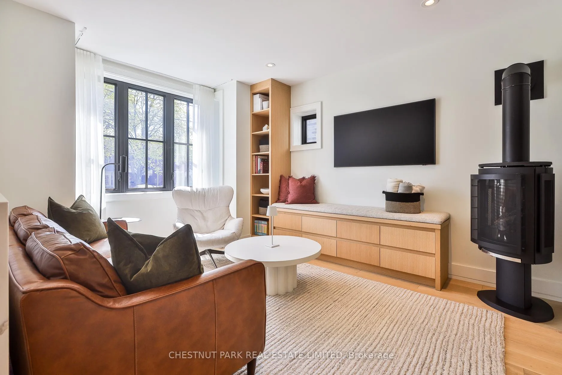 Photo 5 of 84 Hanna Road, Toronto, Leaside — HOMEH