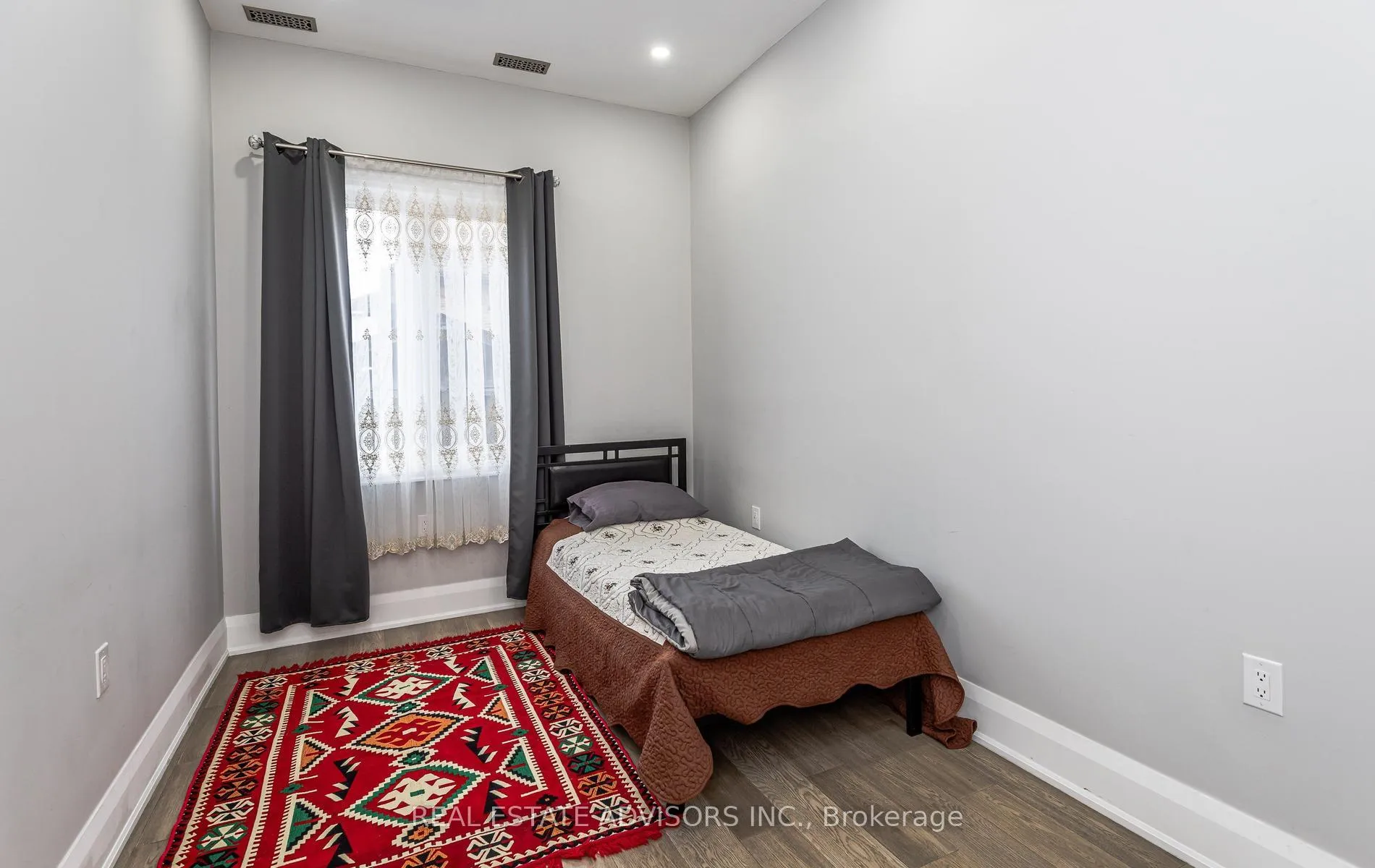 Photo 16 of 679 Florence Road, Innisfil, Alcona — HOMEH