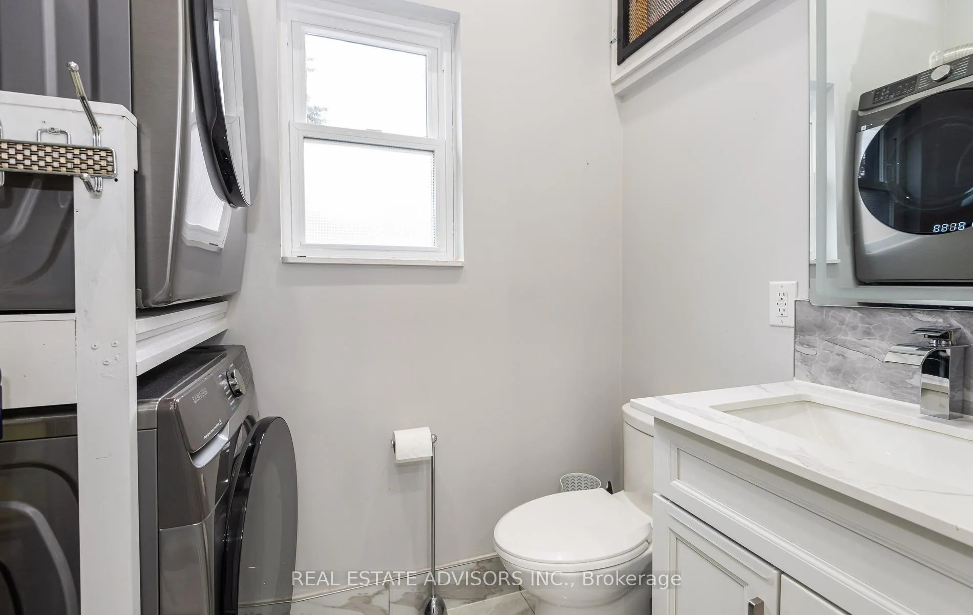 Photo 17 of 679 Florence Road, Innisfil, Alcona — HOMEH