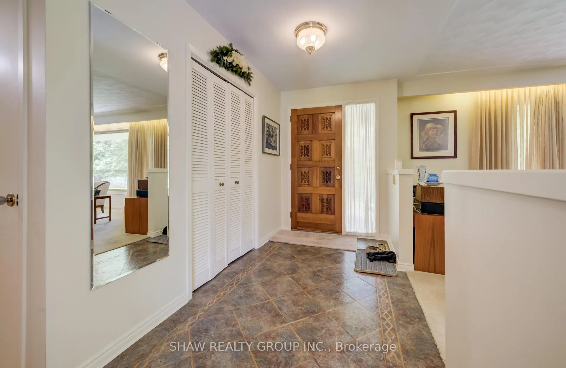 Photo 4 of 2236 Governors Road, Hamilton, Rural Ancaster — HOMEH