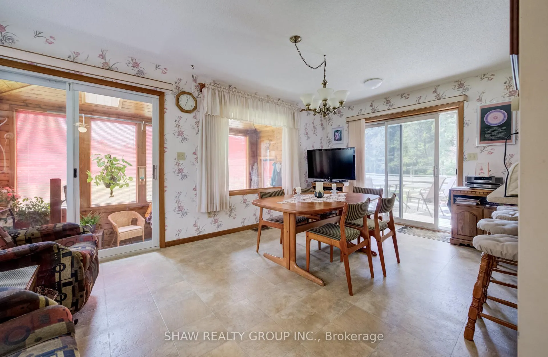 Photo 14 of 2236 Governors Road, Hamilton, Rural Ancaster — HOMEH