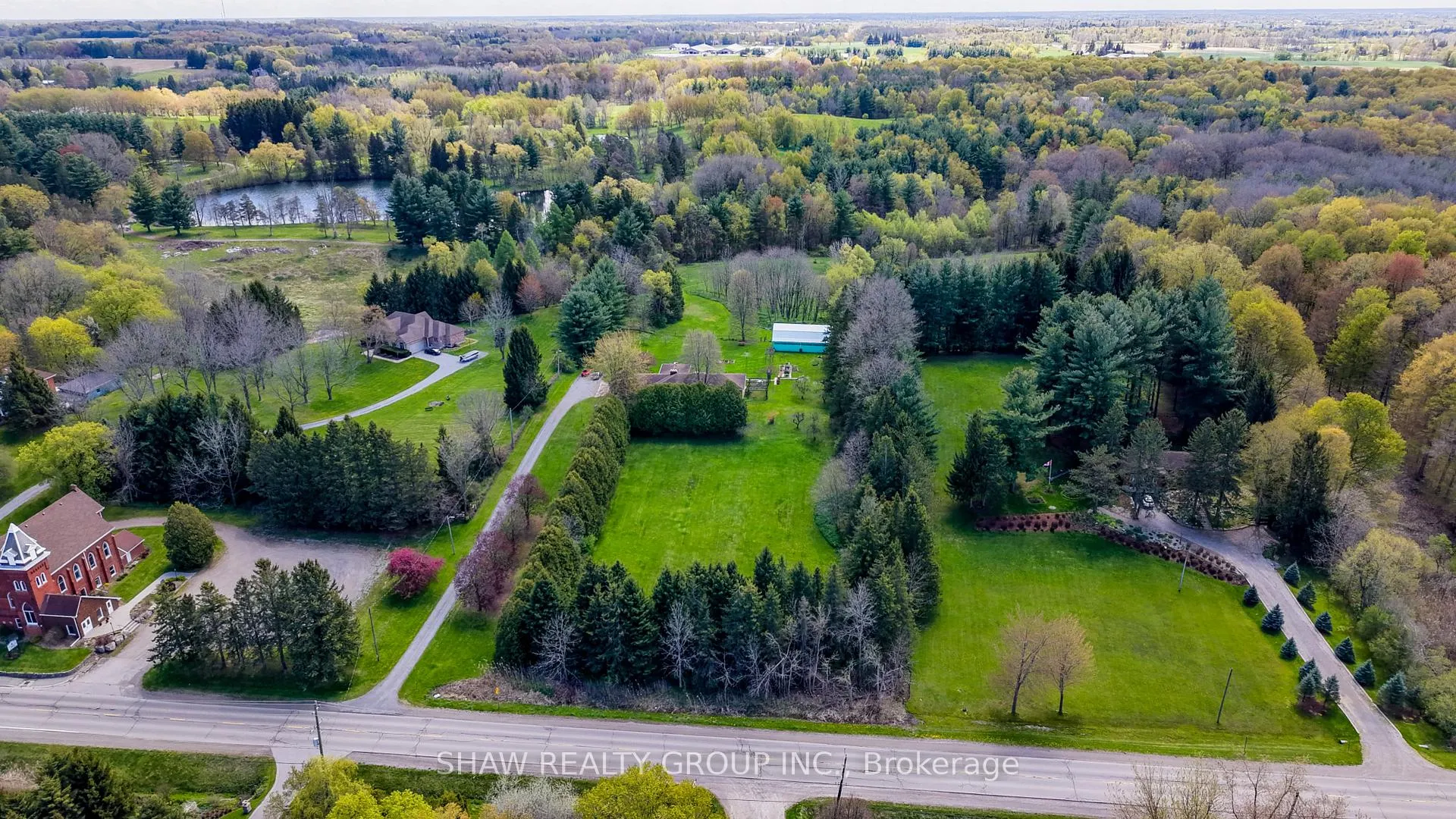 Photo 43 of 2236 Governors Road, Hamilton, Rural Ancaster — HOMEH