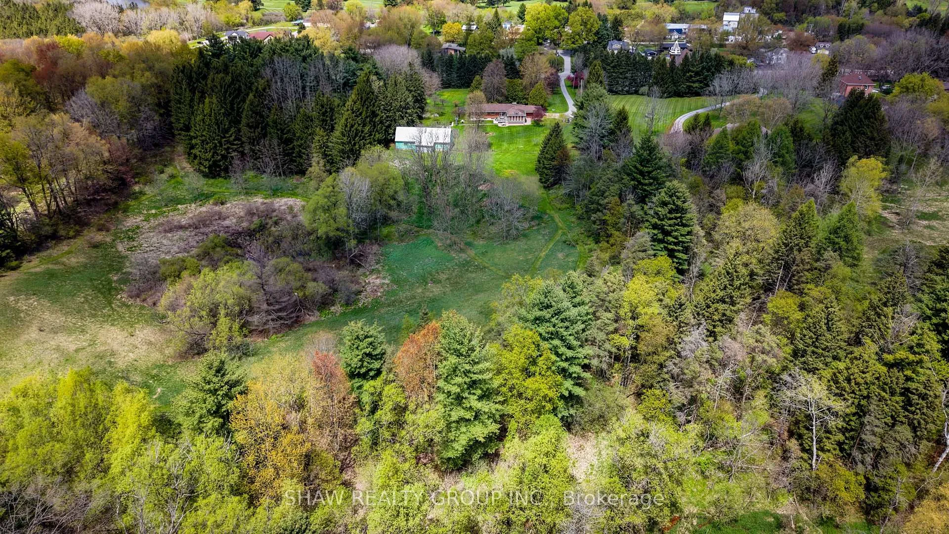 Photo 46 of 2236 Governors Road, Hamilton, Rural Ancaster — HOMEH