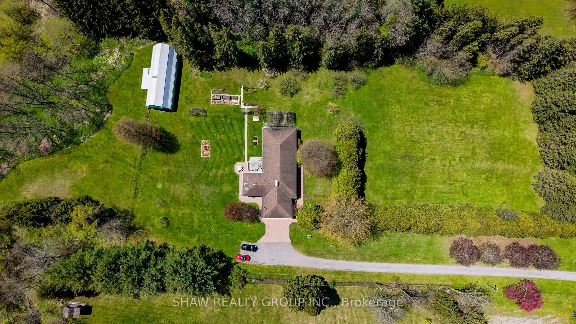 Photo 48 of 2236 Governors Road, Hamilton, Rural Ancaster — HOMEH
