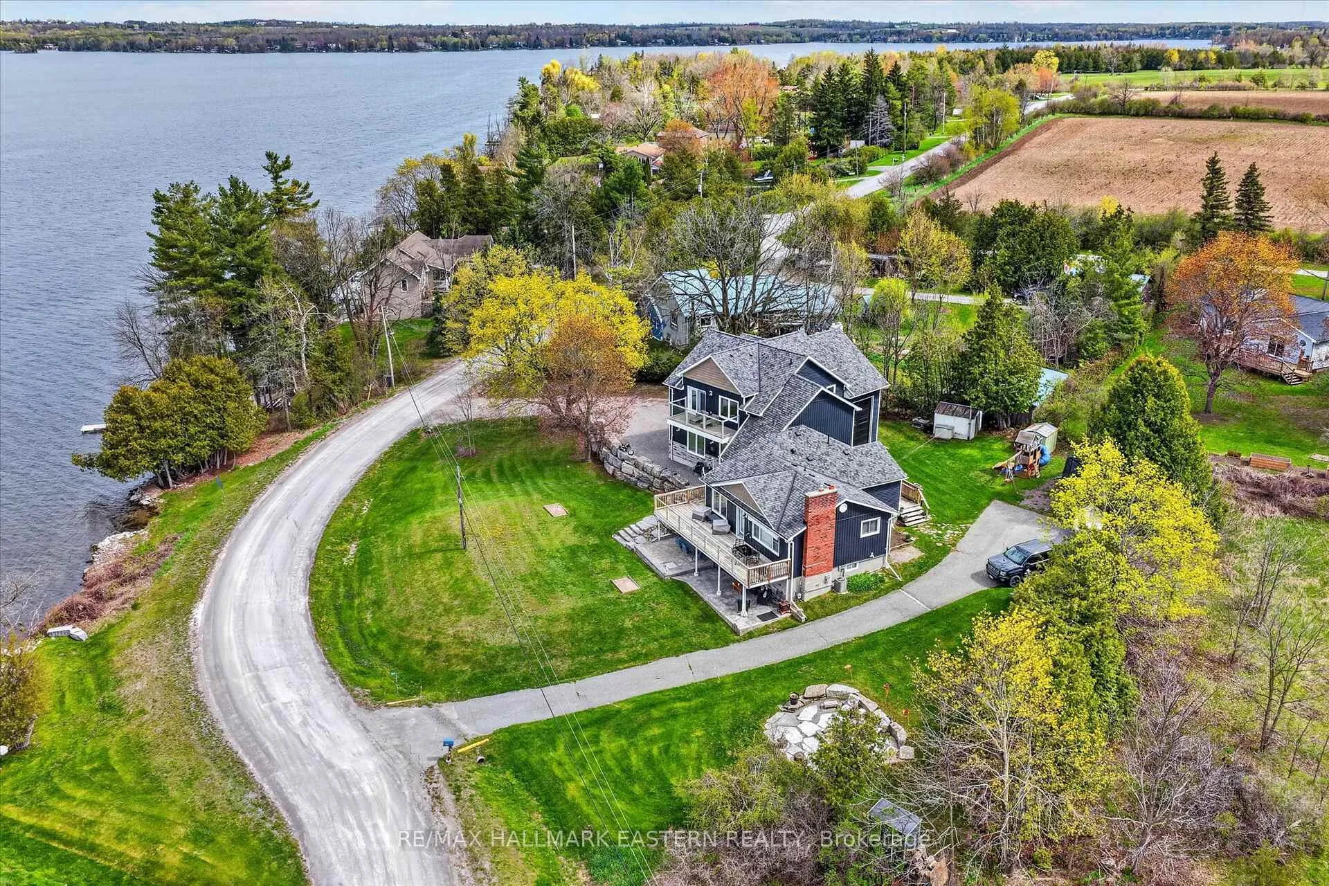Photo 3 of 1258 Gail Park Drive, Selwyn — HOMEH