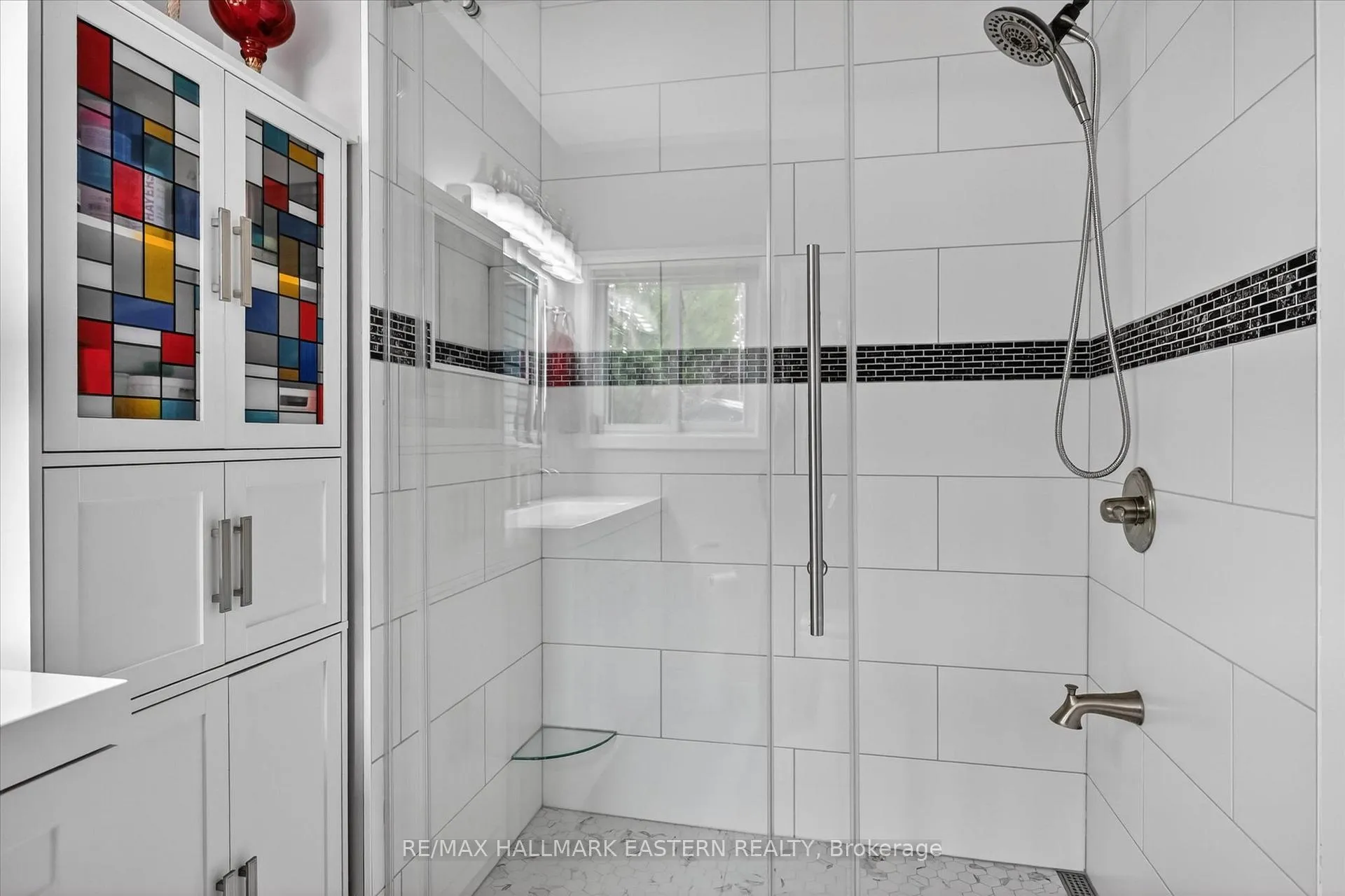 Photo 18 of 1258 Gail Park Drive, Selwyn — HOMEH