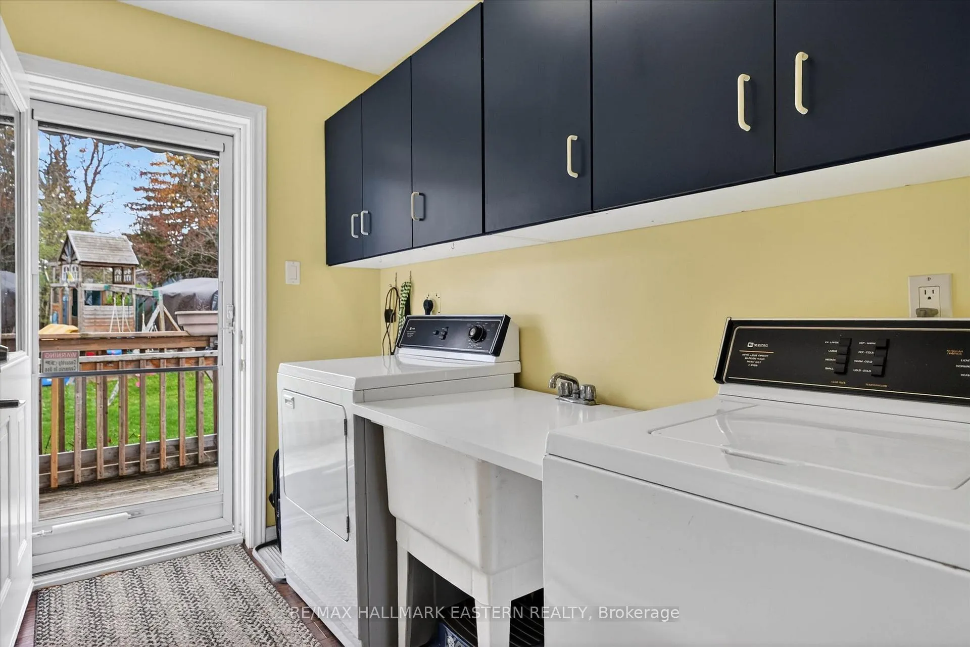 Photo 19 of 1258 Gail Park Drive, Selwyn — HOMEH
