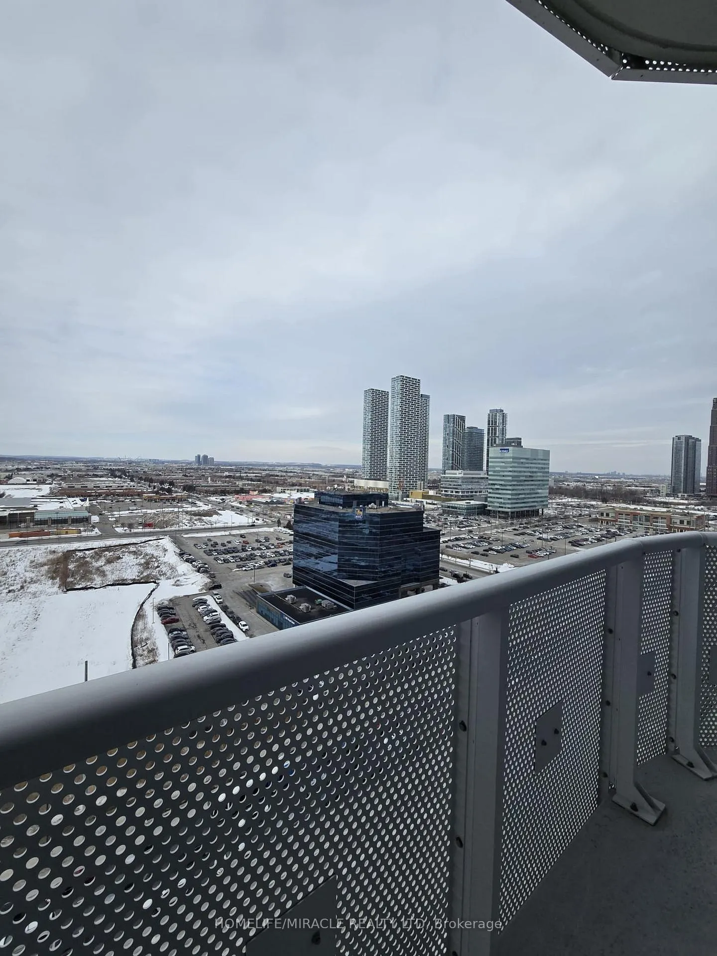 Photo 17 of Unit 1811, 225 Commerce Street, Vaughan, Vaughan Corporate Centre — HOMEH