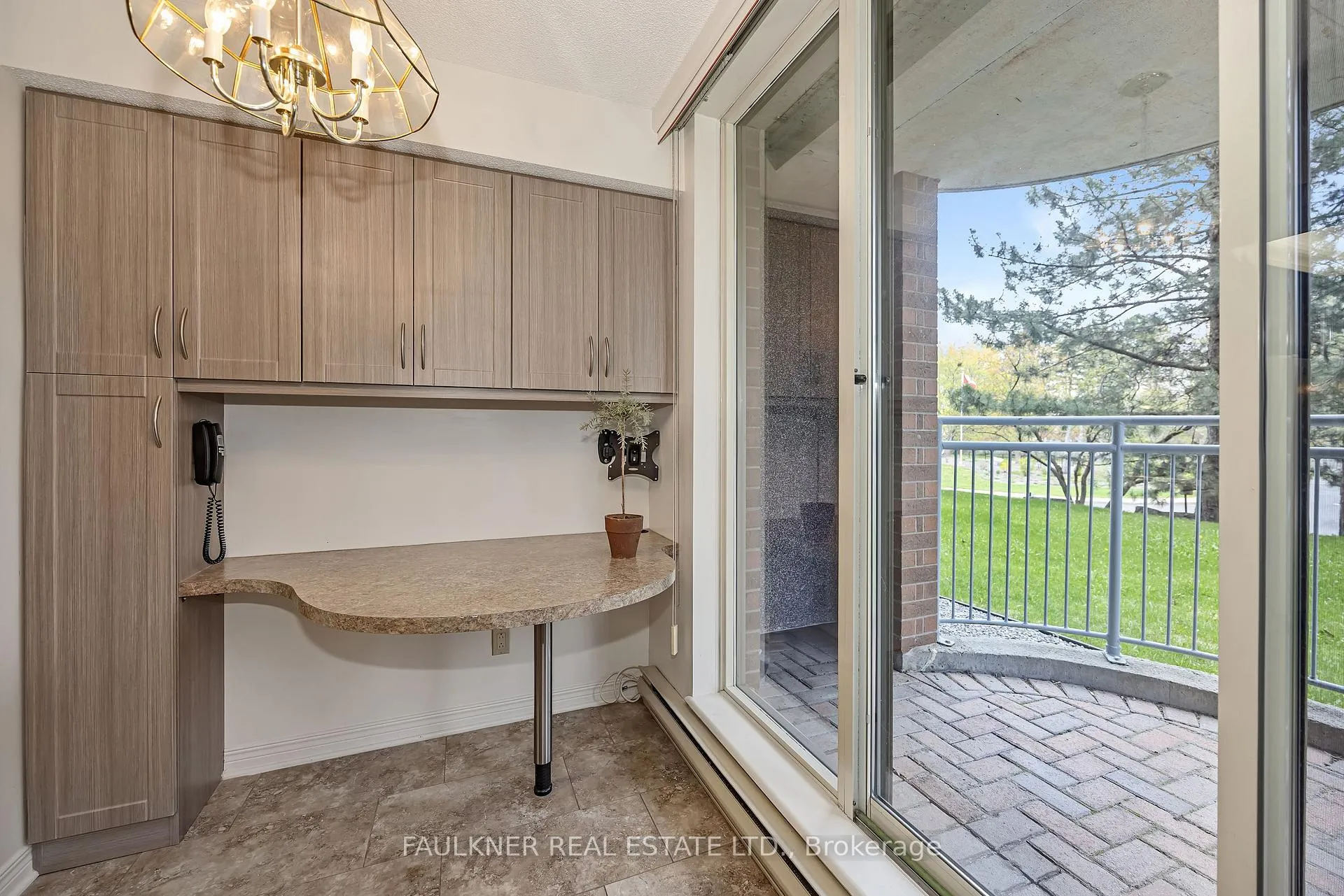 Photo 12 of Unit 111, 100 Grant Carman Drive, Ottawa, Borden Farm/Stewart Farm/Carleton Heights/Parkwood Hills — HOMEH