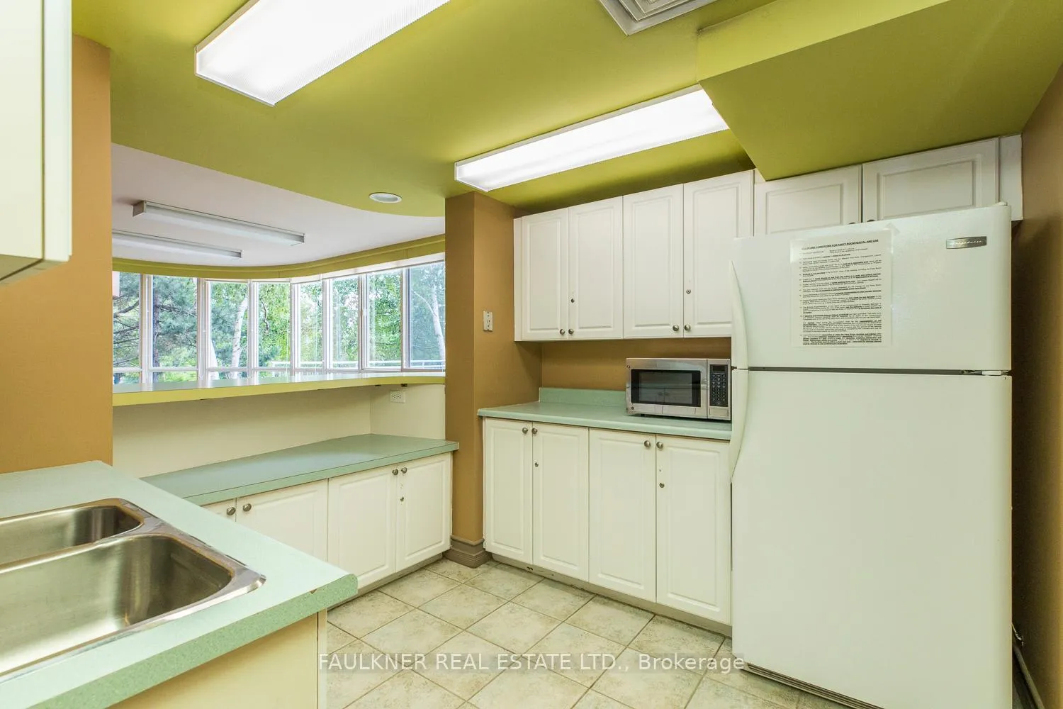 Photo 27 of Unit 111, 100 Grant Carman Drive, Ottawa, Borden Farm/Stewart Farm/Carleton Heights/Parkwood Hills — HOMEH