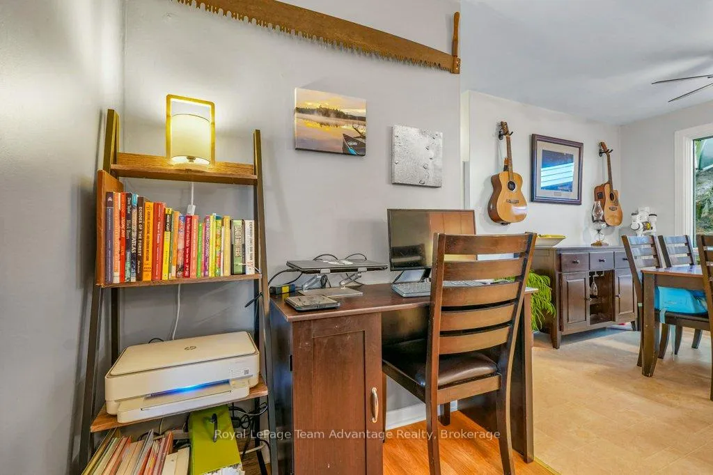 Photo 16 of 31 Cascade Street, Parry Sound — HOMEH