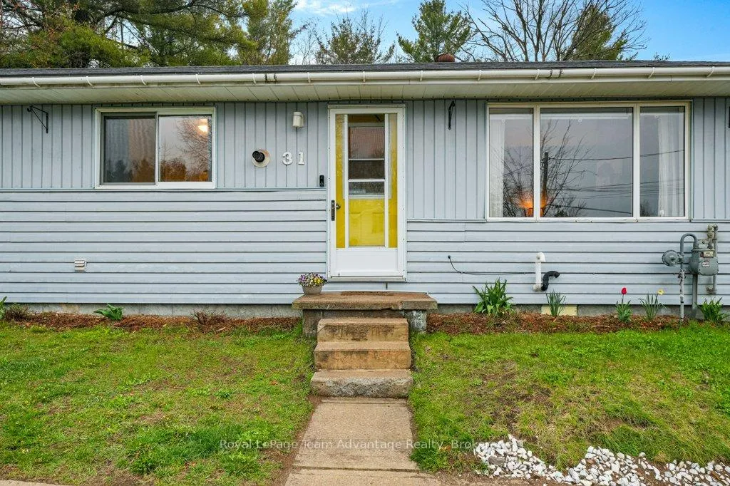 Photo 23 of 31 Cascade Street, Parry Sound — HOMEH
