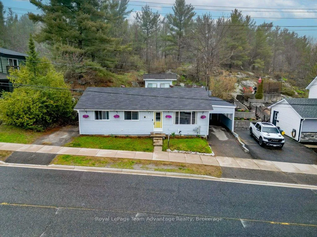 Photo 42 of 31 Cascade Street, Parry Sound — HOMEH