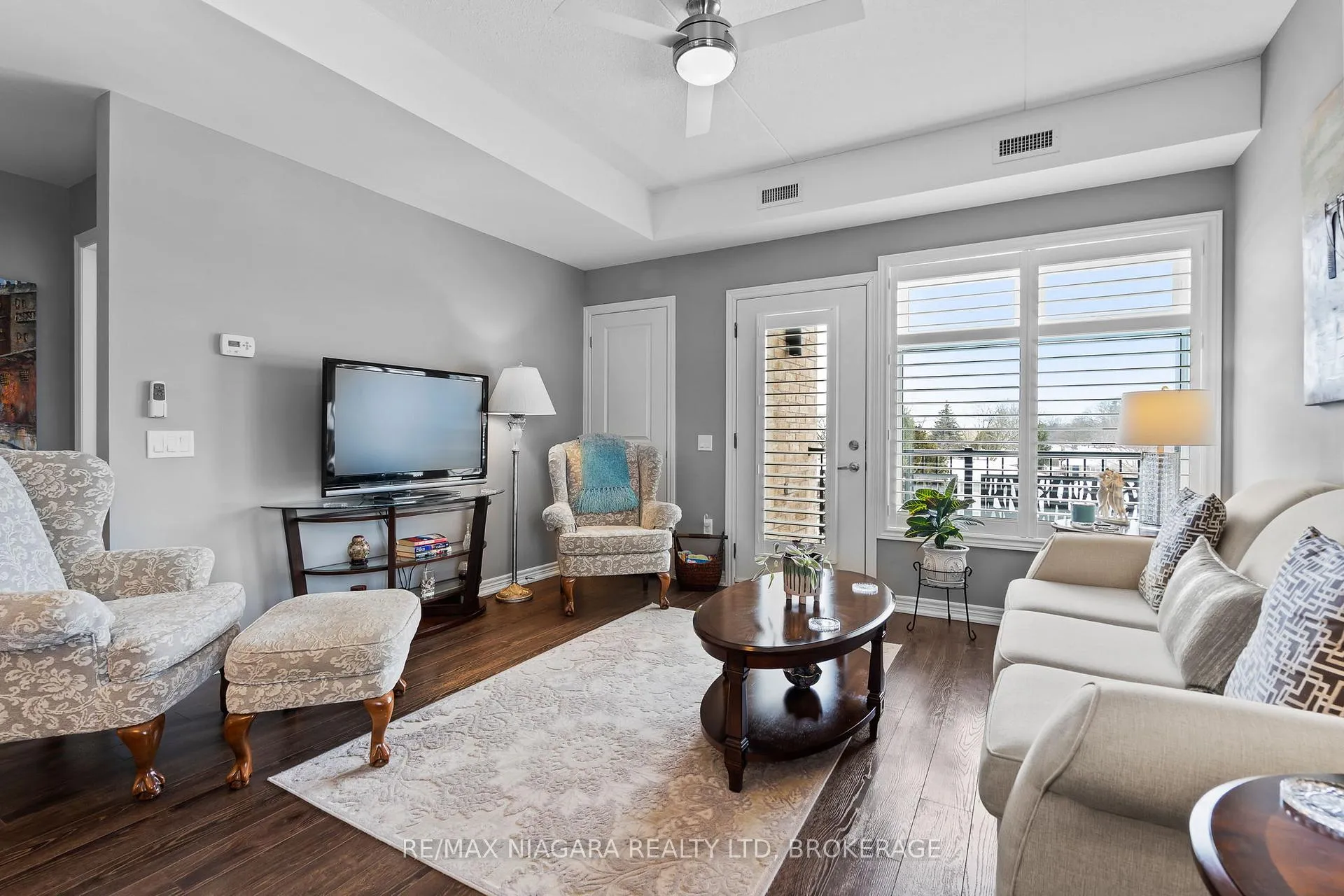Photo 12 of Unit 300, 4644 Pettit Avenue, Niagara Falls, Morrison — HOMEH