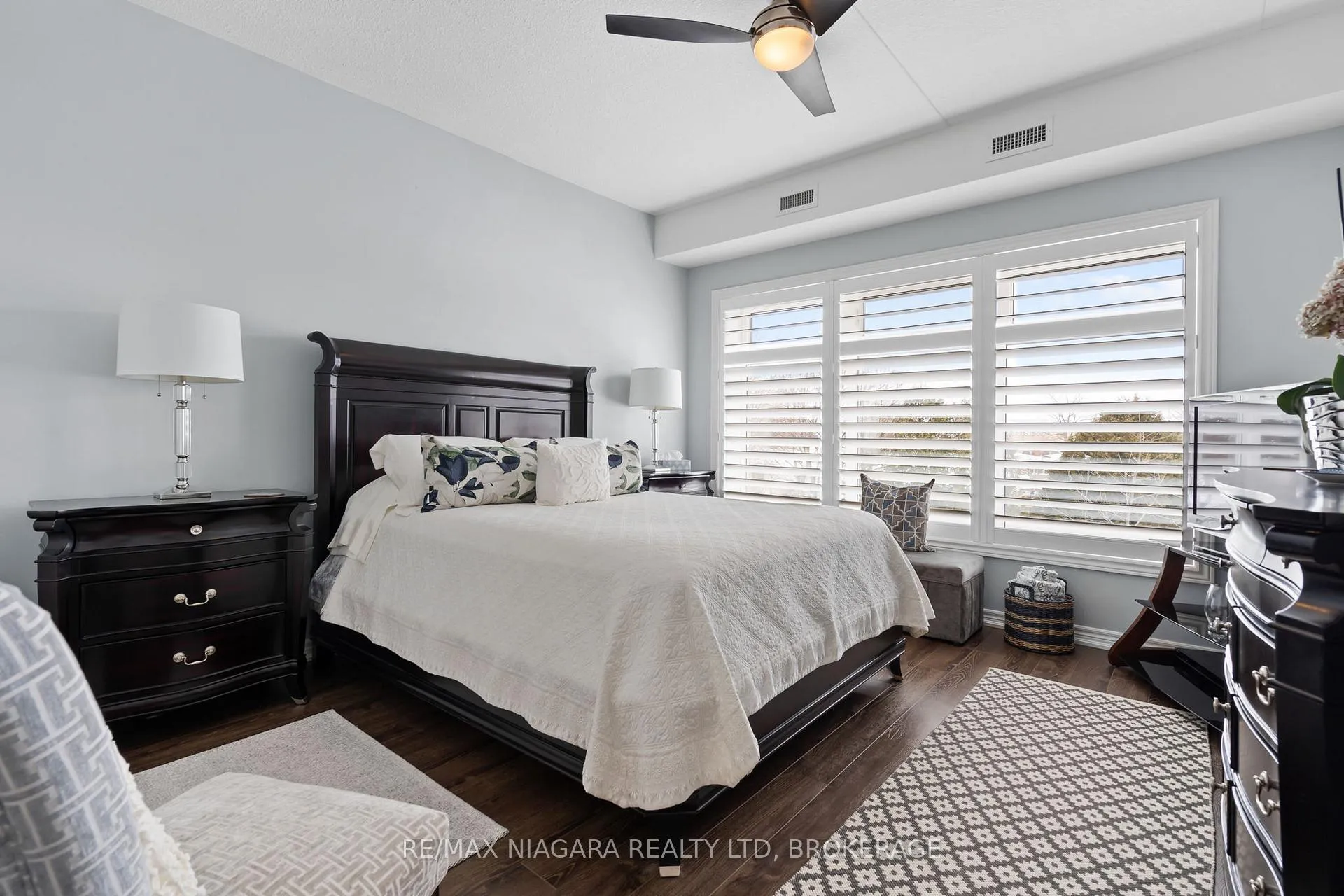 Photo 14 of Unit 300, 4644 Pettit Avenue, Niagara Falls, Morrison — HOMEH