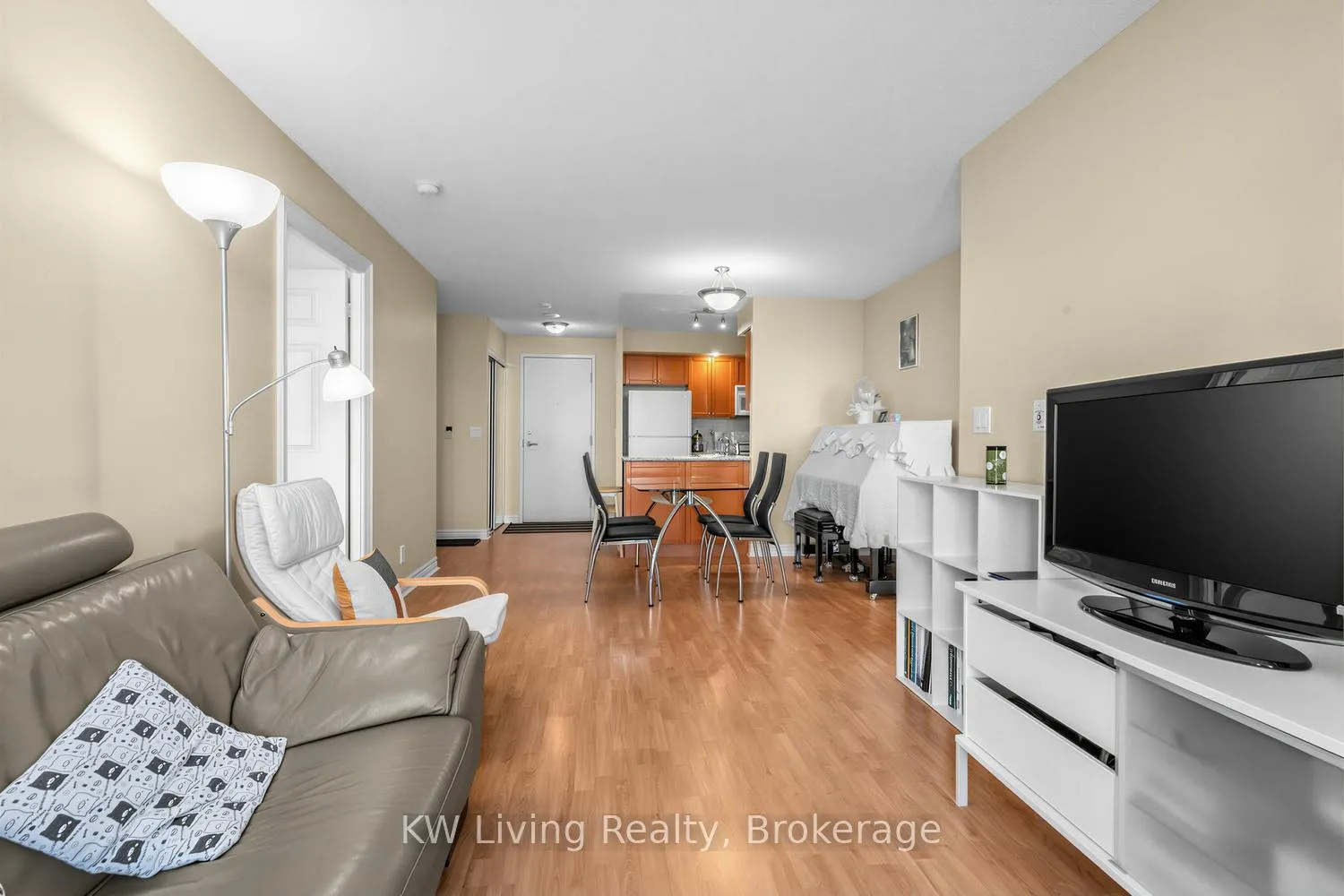 Photo 2 of Unit 1619, 33 Cox Boulevard, Markham, Unionville — HOMEH