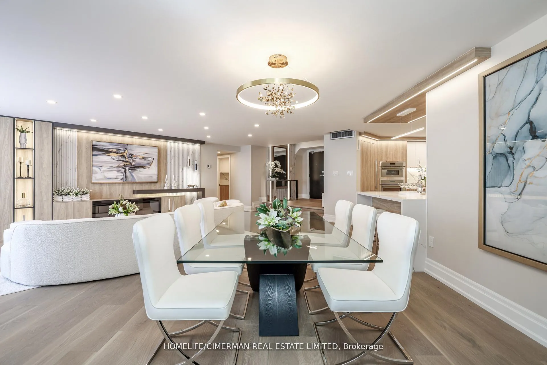 Photo 9 of Unit 1002, 240 Heath Street W, Toronto, Forest Hill South — HOMEH