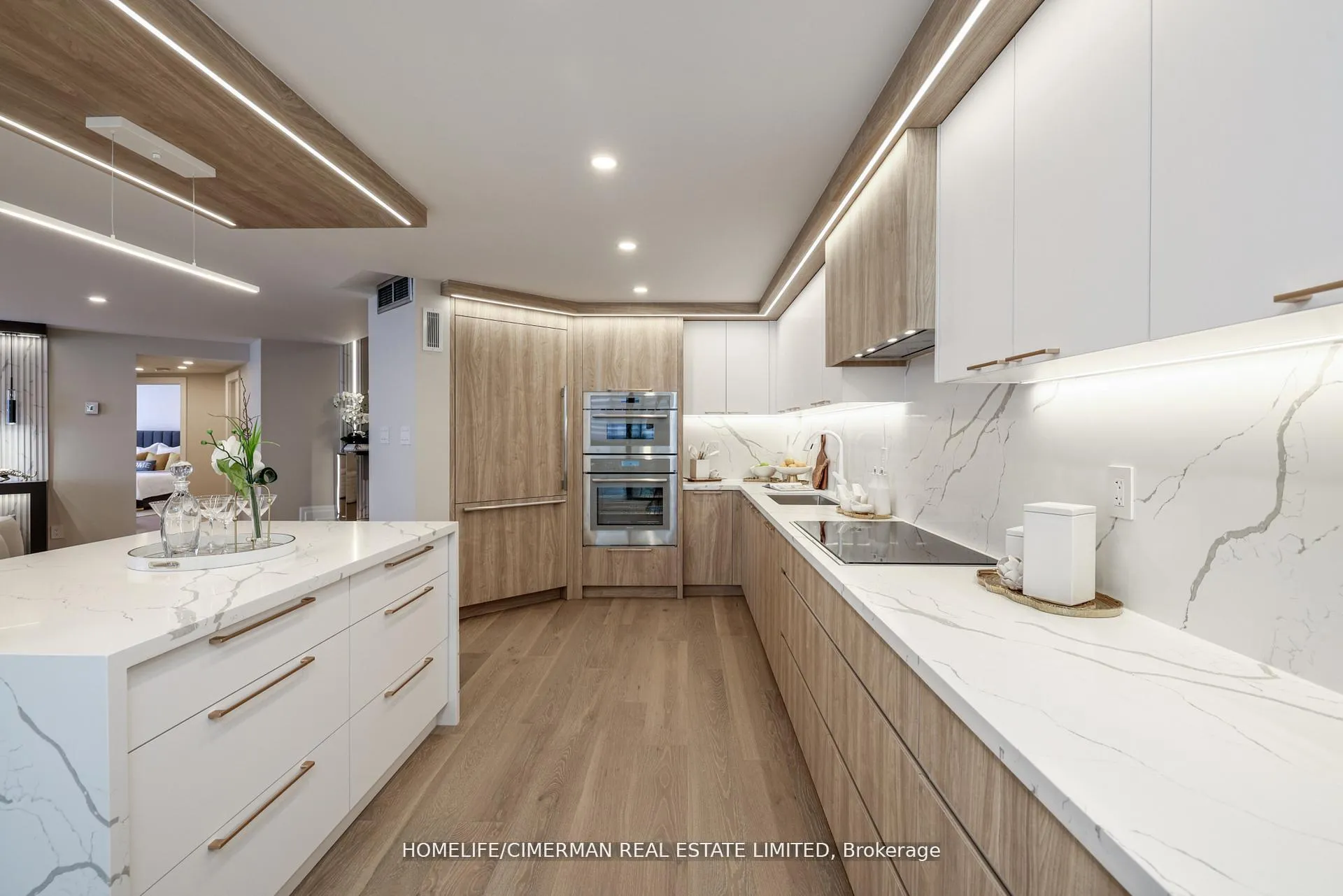 Photo 15 of Unit 1002, 240 Heath Street W, Toronto, Forest Hill South — HOMEH