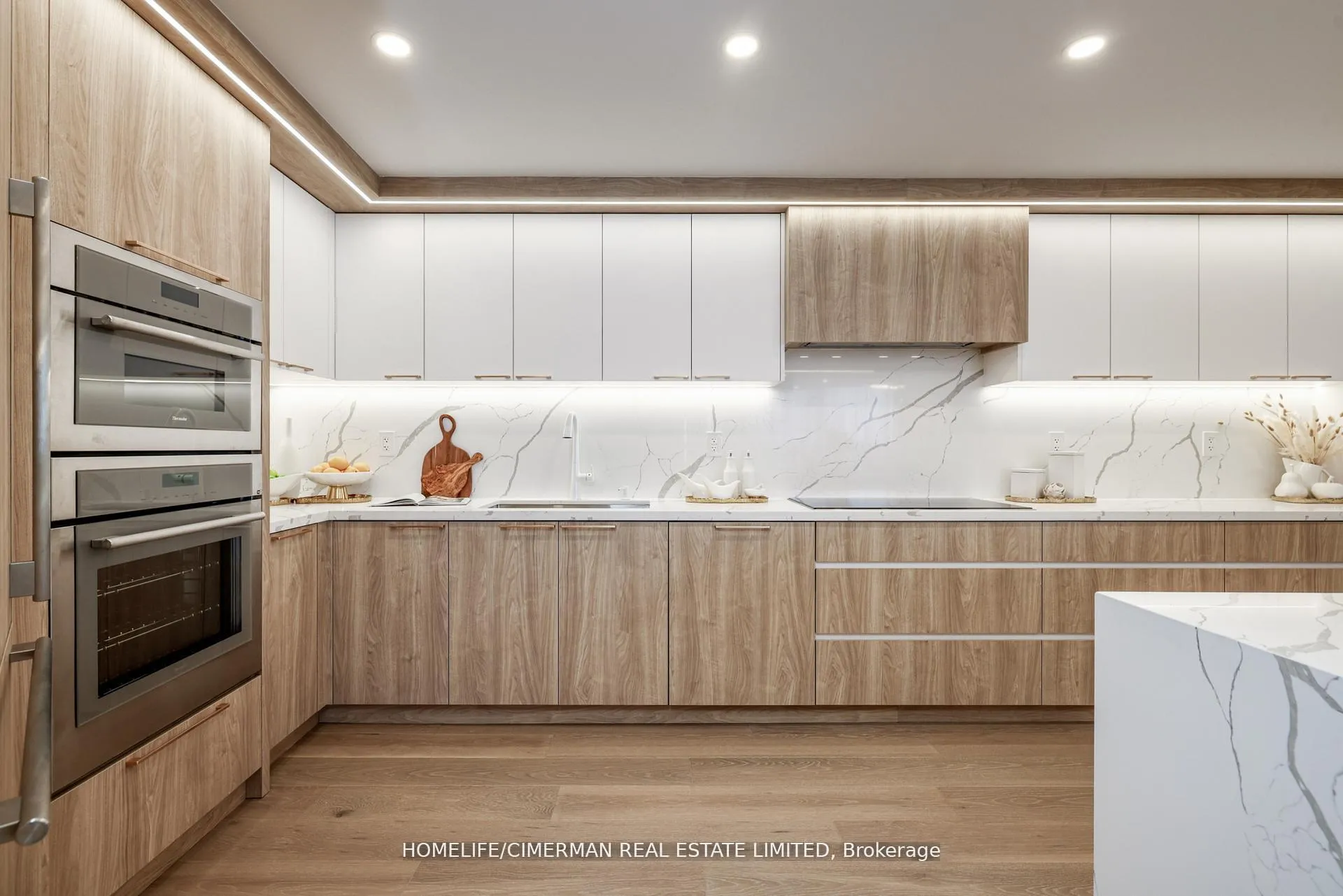 Photo 16 of Unit 1002, 240 Heath Street W, Toronto, Forest Hill South — HOMEH