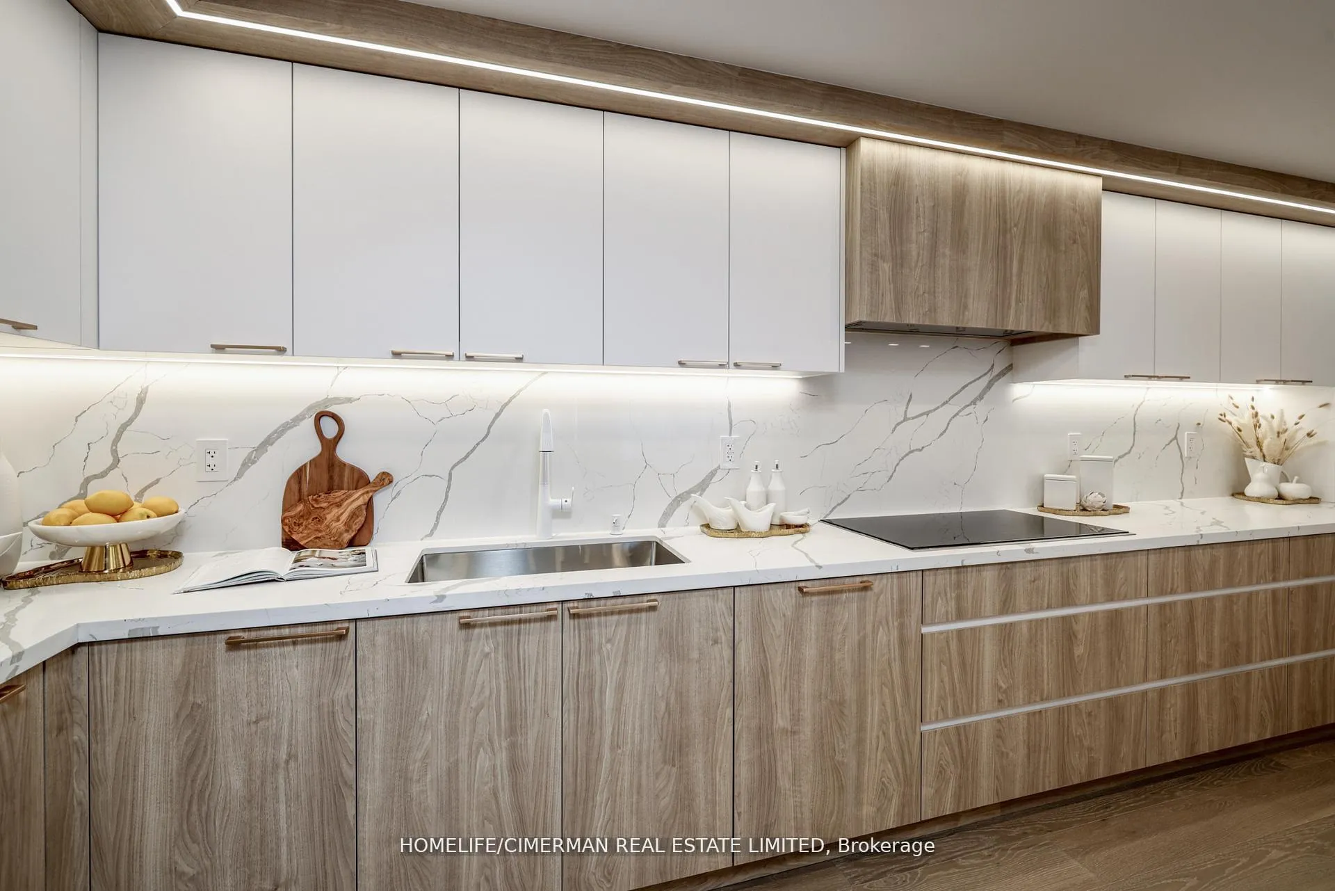 Photo 17 of Unit 1002, 240 Heath Street W, Toronto, Forest Hill South — HOMEH