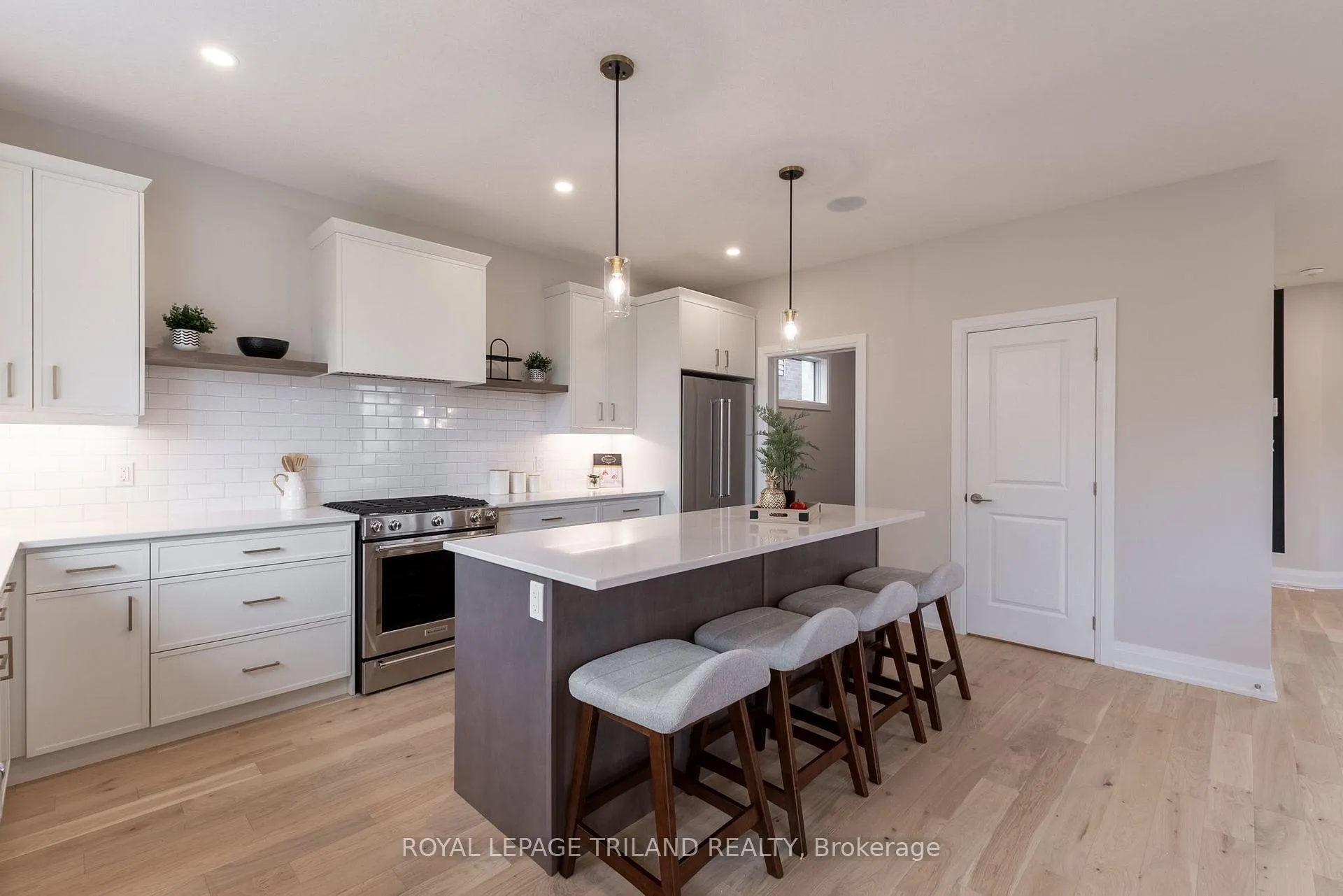 Photo 23 of 31 Allister Drive, Middlesex Centre, Kilworth — HOMEH