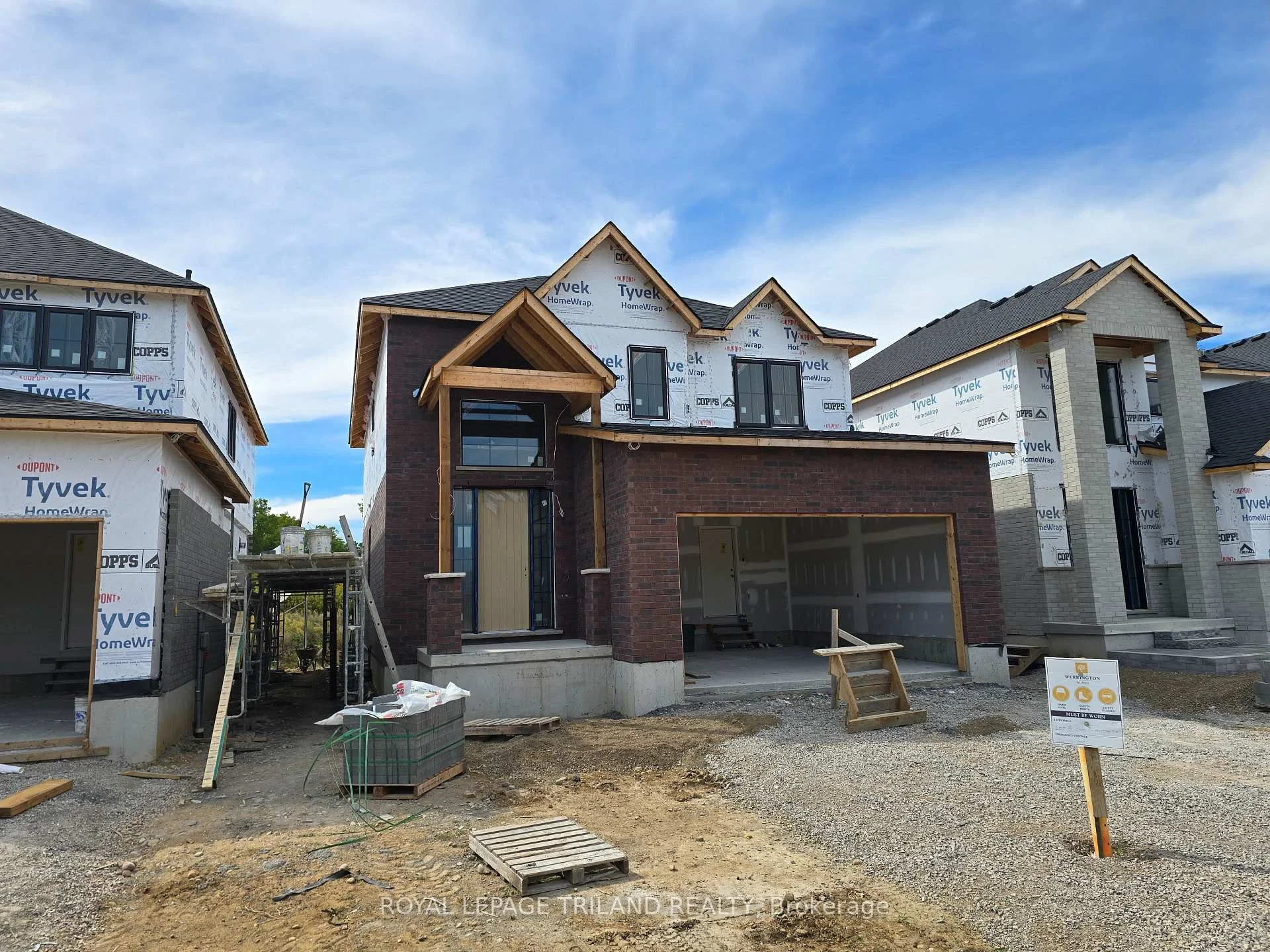 Photo 5 of 31 Allister Drive, Middlesex Centre, Kilworth — HOMEH