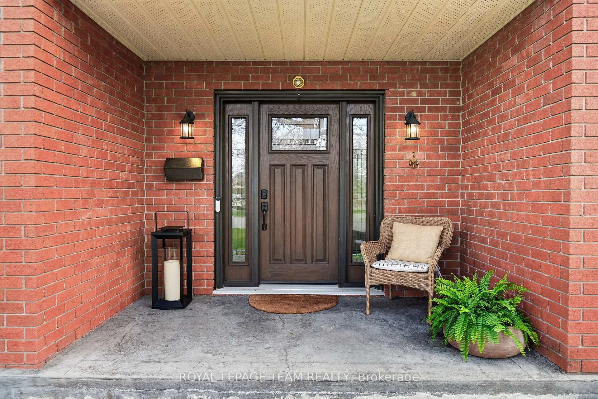 Photo 3 of 1108 Cindy Hill Crescent, Ottawa, Manotick Long Island & Nicholls Island — HOMEH
