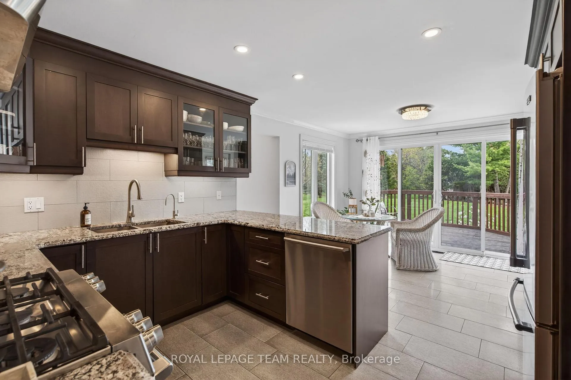 Photo 11 of 1108 Cindy Hill Crescent, Ottawa, Manotick Long Island & Nicholls Island — HOMEH