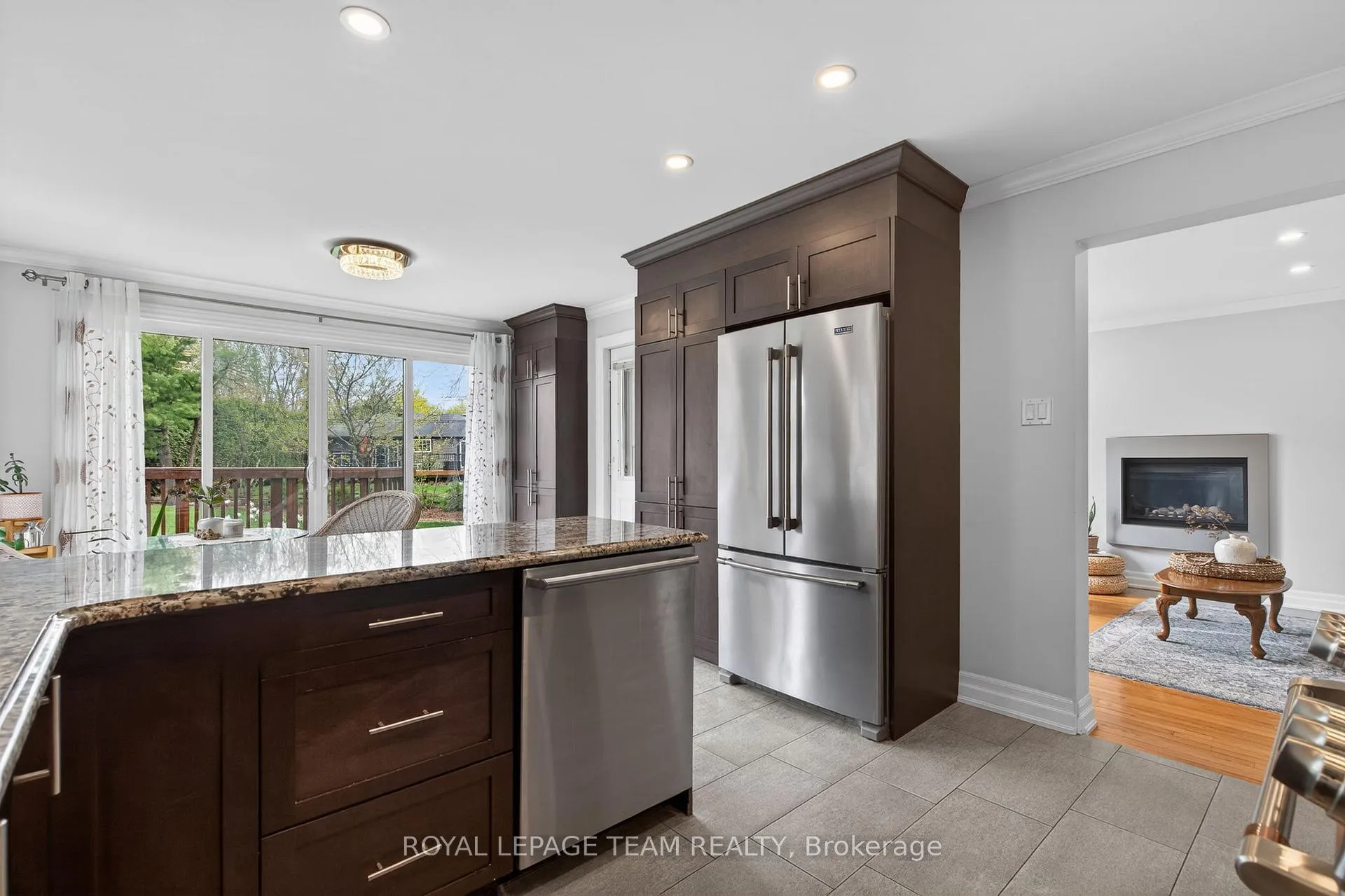 Photo 12 of 1108 Cindy Hill Crescent, Ottawa, Manotick Long Island & Nicholls Island — HOMEH