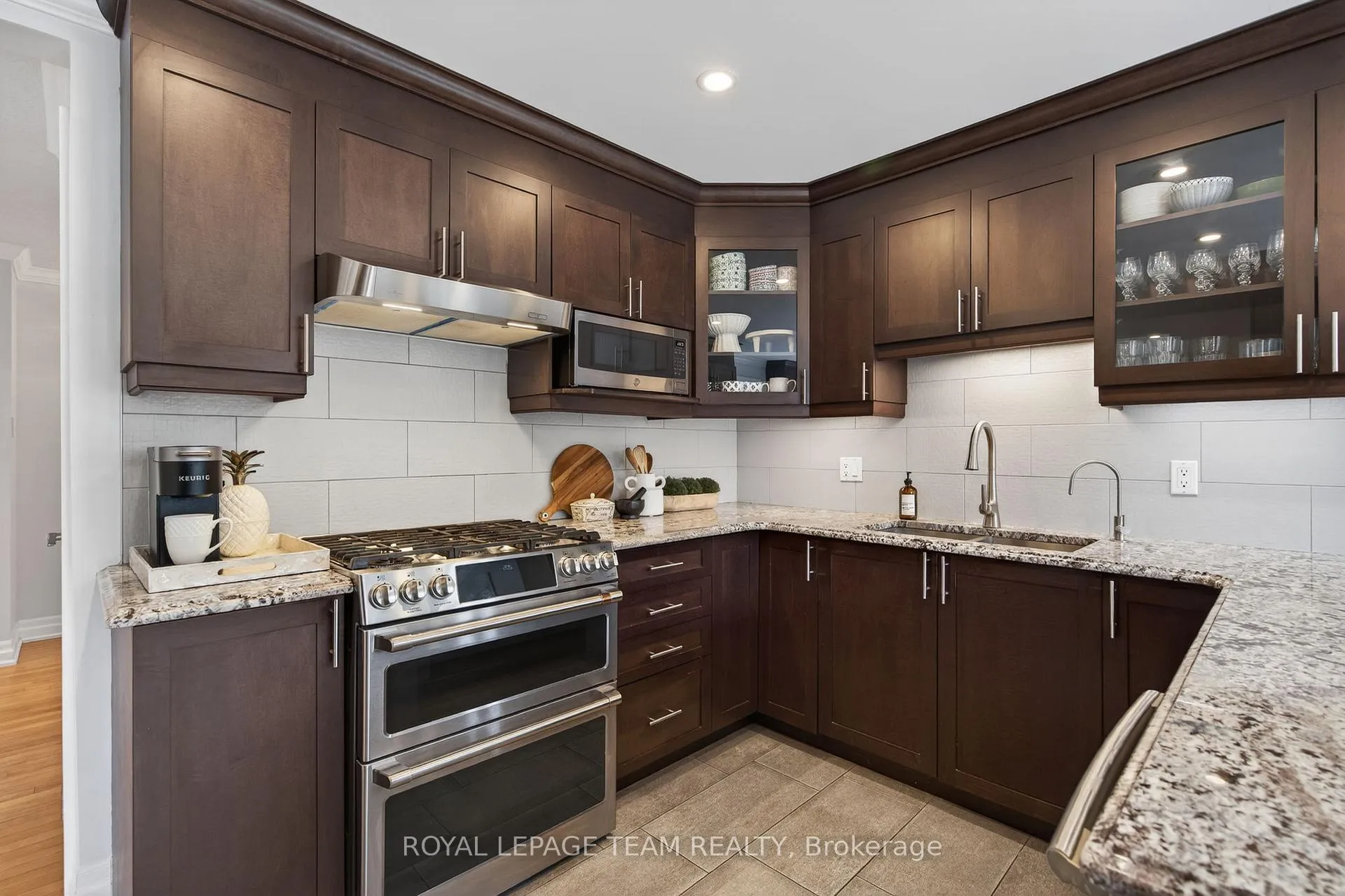Photo 13 of 1108 Cindy Hill Crescent, Ottawa, Manotick Long Island & Nicholls Island — HOMEH