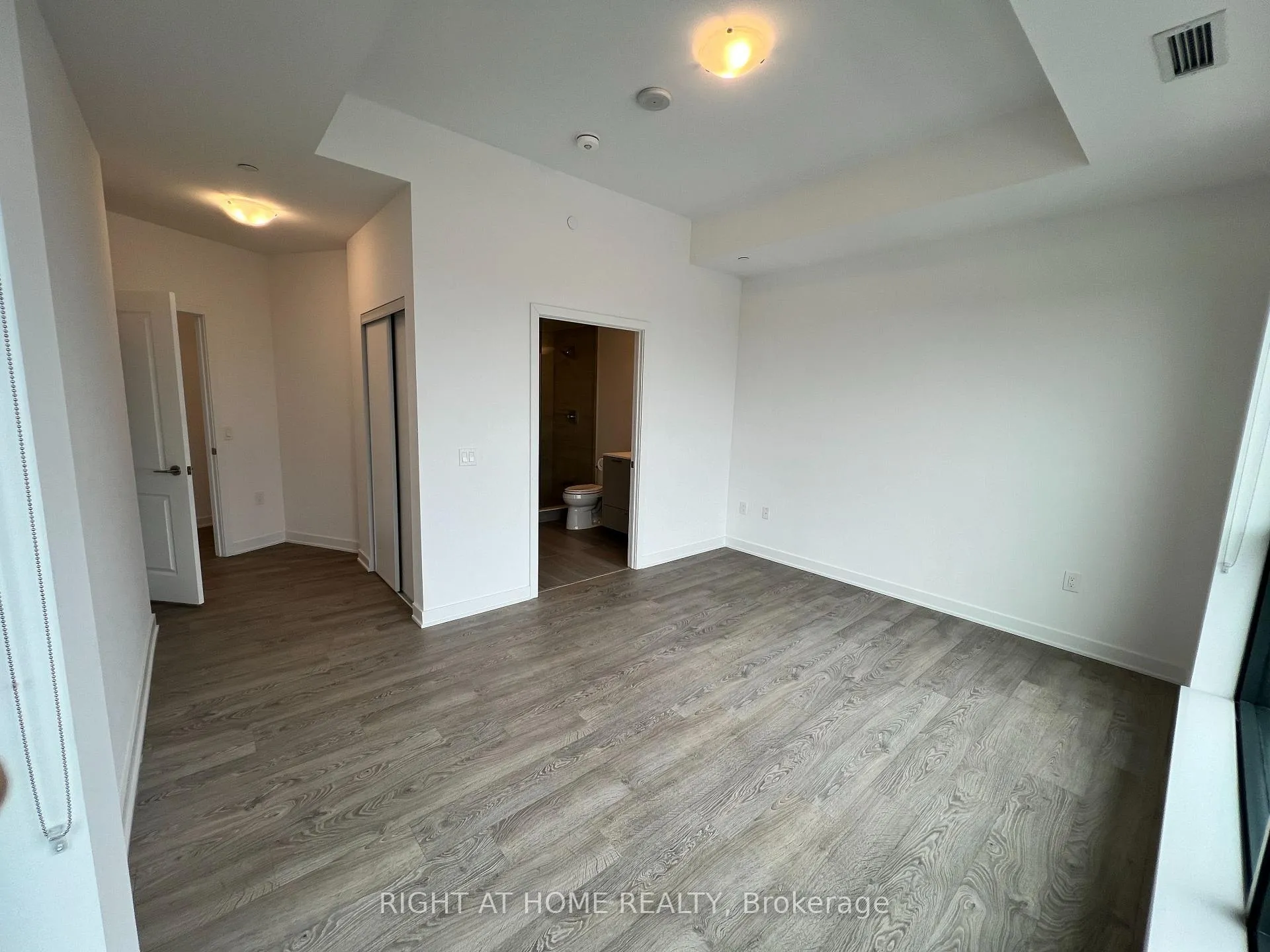 Photo 8 of 120 Eagle Rock Way, Vaughan, Rural Vaughan — HOMEH