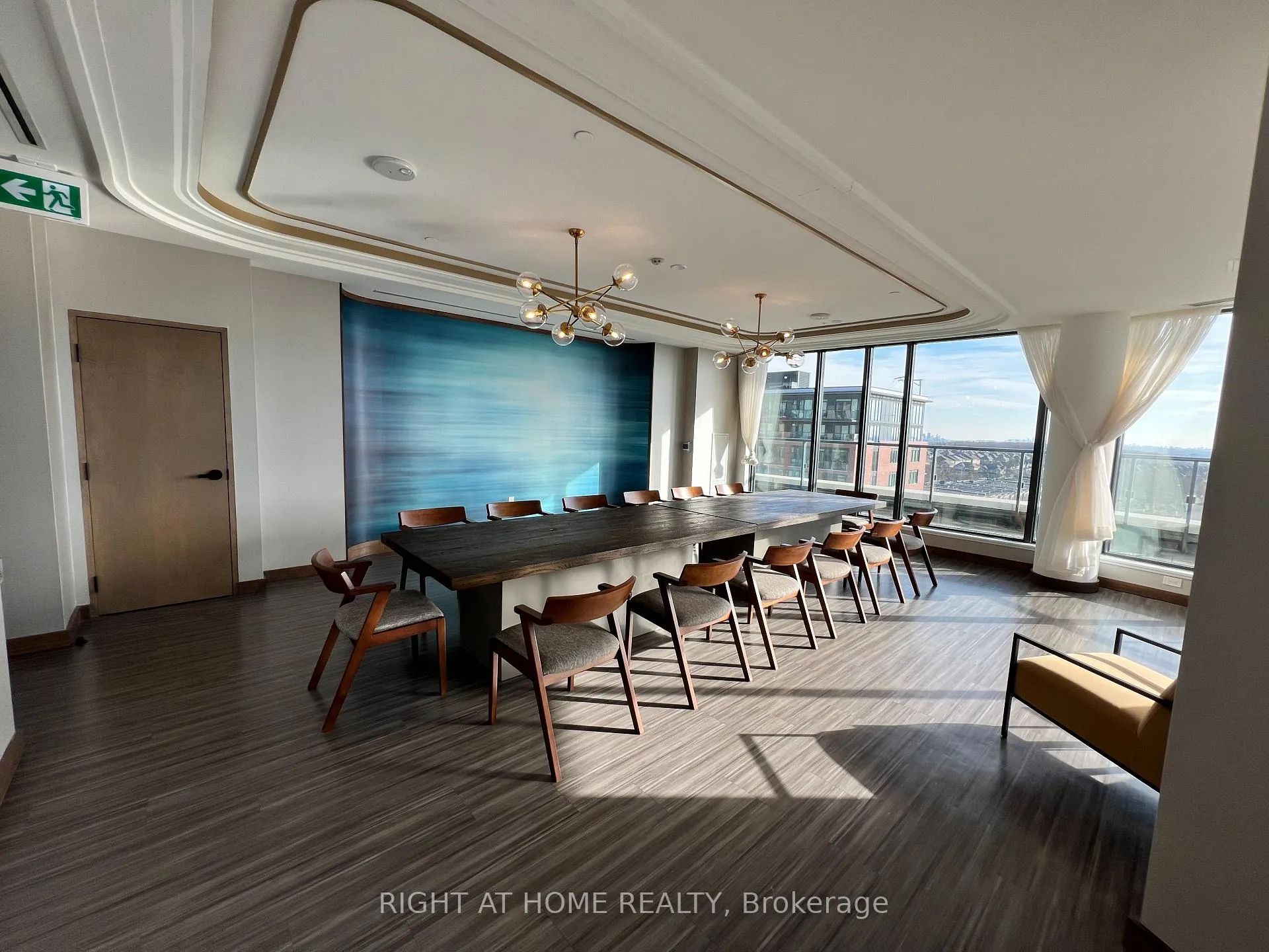 Photo 30 of 120 Eagle Rock Way, Vaughan, Rural Vaughan — HOMEH