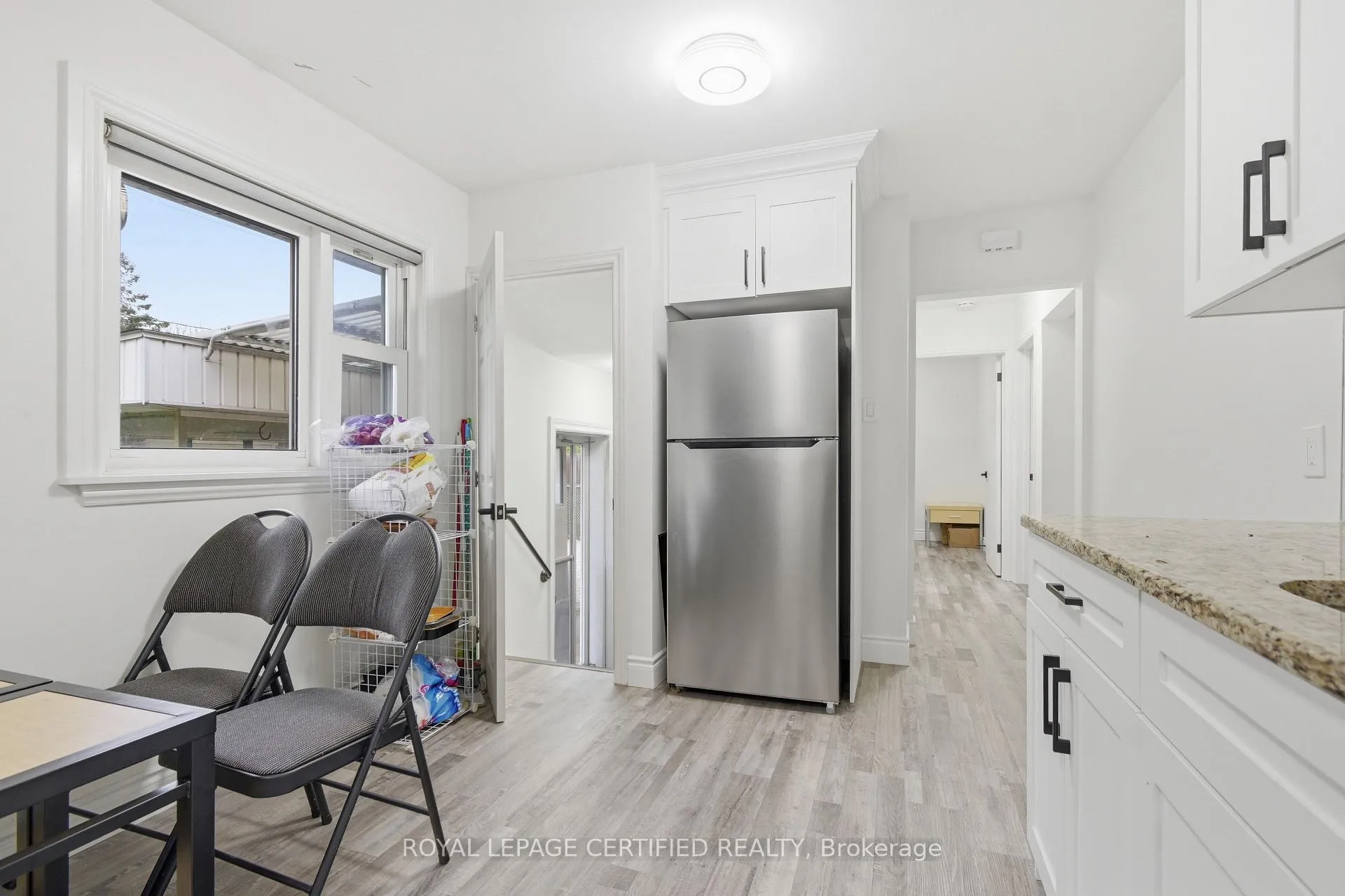 Photo 17 of 2485 Dominion Boulevard, Windsor, South Cameron — HOMEH