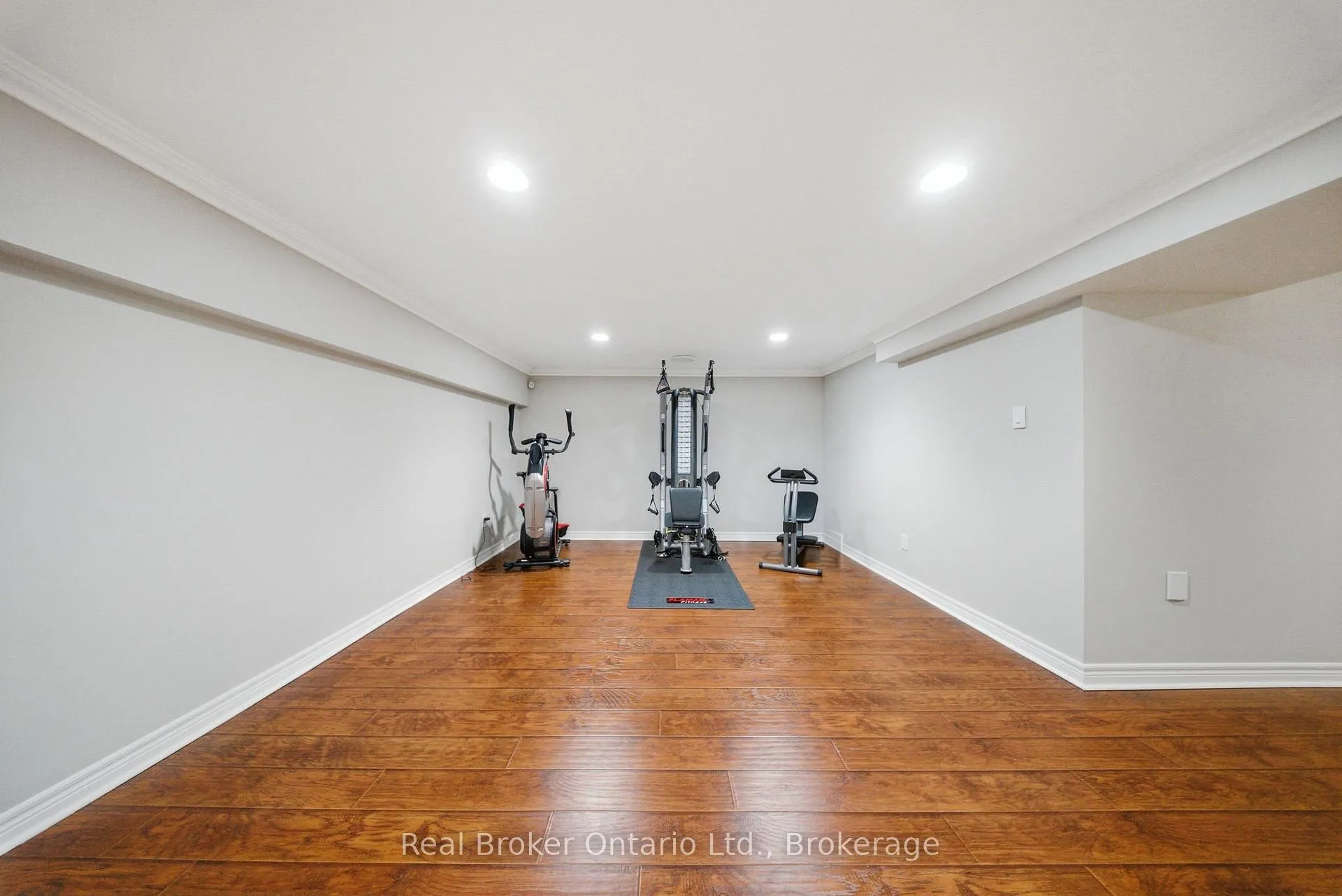 Photo 38 of 383 North Shore Boulevard W, Burlington, Bayview — HOMEH