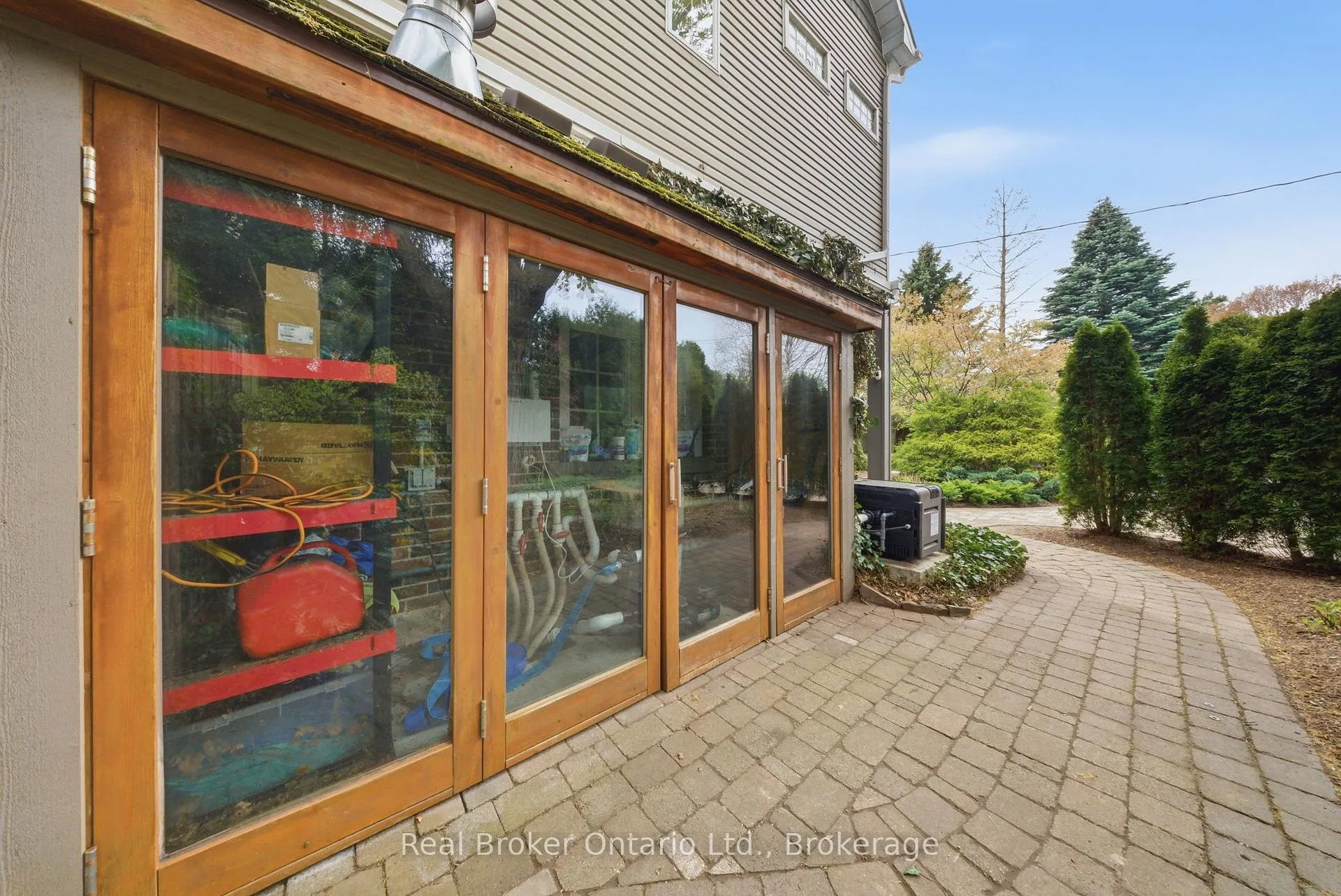 Photo 39 of 383 North Shore Boulevard W, Burlington, Bayview — HOMEH