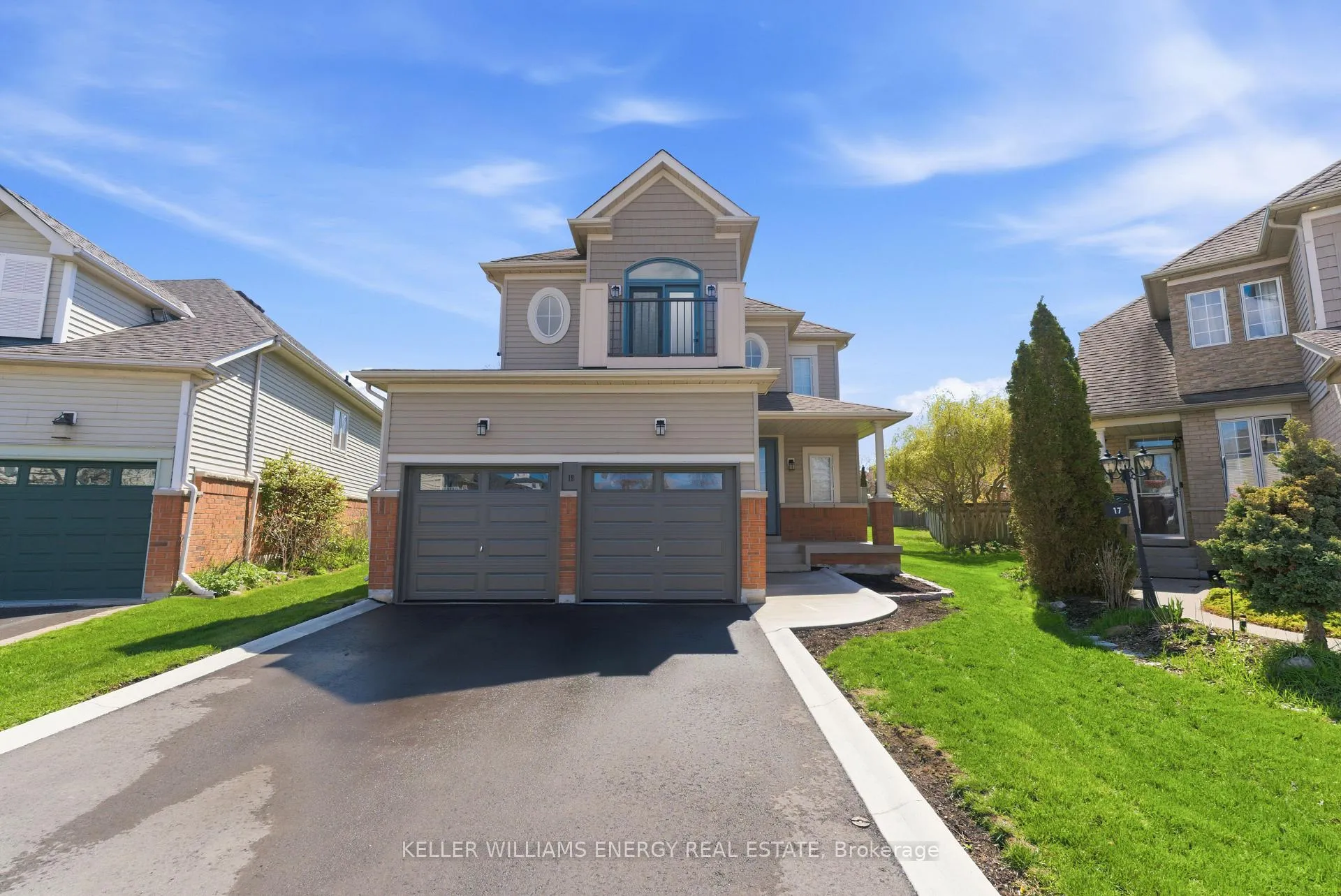 Front of 19 Shelter Bay Court