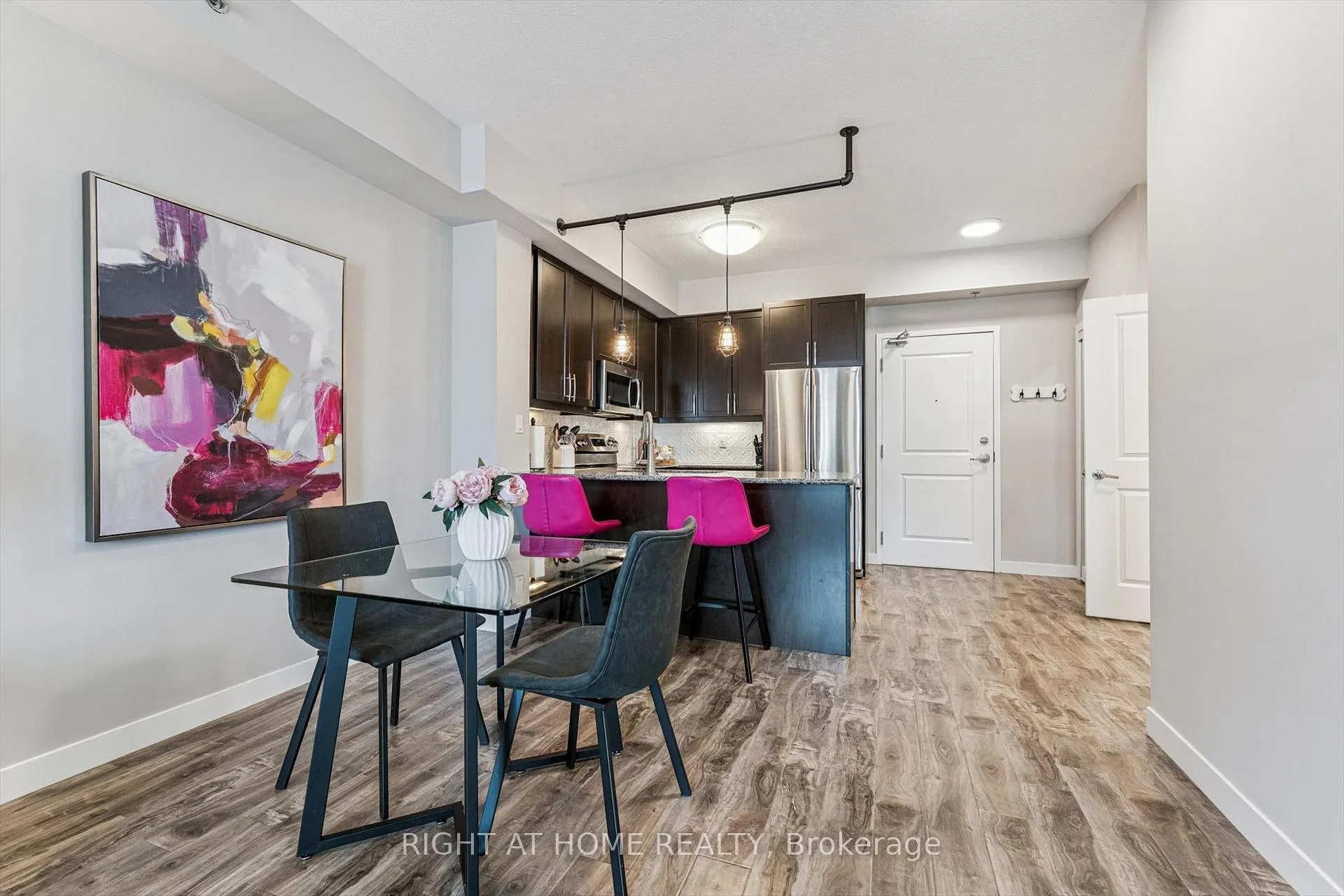 Photo 11 of Unit 312, 5317 Upper Middle Road, Burlington, Orchard — HOMEH