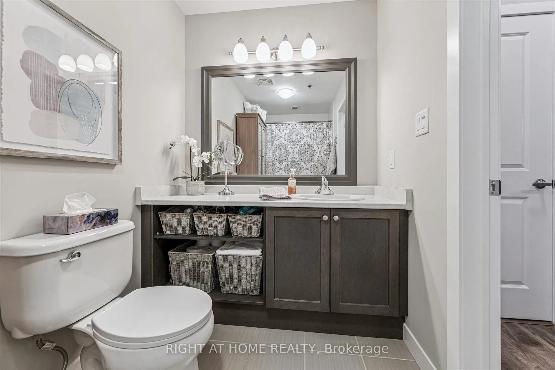 Photo 16 of Unit 312, 5317 Upper Middle Road, Burlington, Orchard — HOMEH