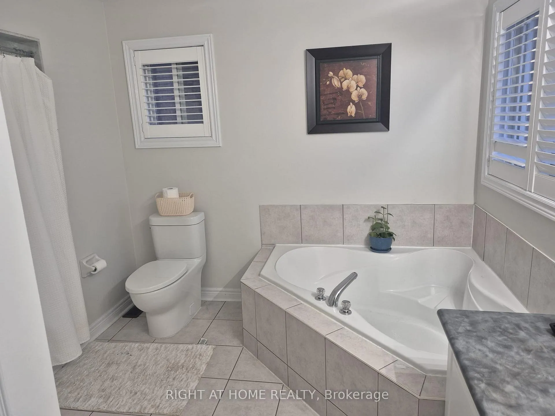Photo 19 of 30 Trevino Crescent, Brampton, Bram East — HOMEH