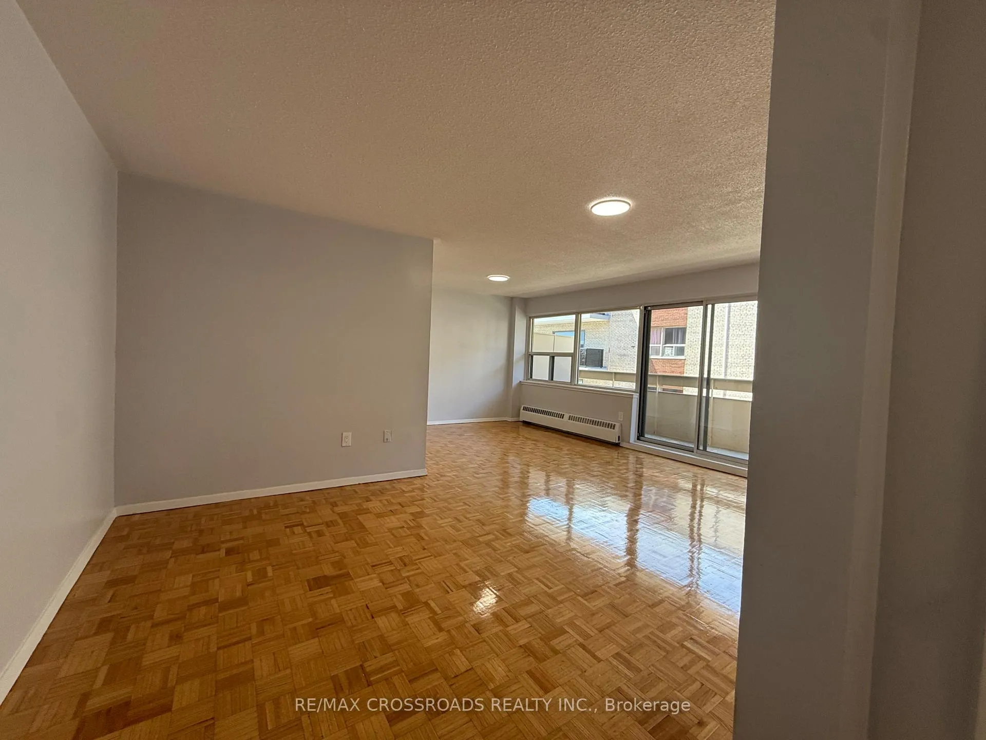 Photo 3 of Unit 204, 1191 Ellesmere Road, Scarborough, Bendale — HOMEH