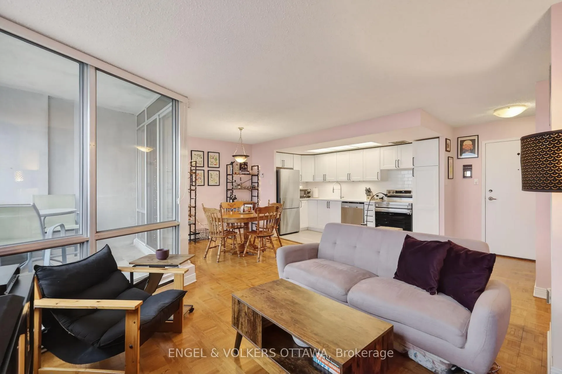 Photo 8 of Unit PH5, 530 Laurier Avenue W, Ottawa, Ottawa Centre — HOMEH