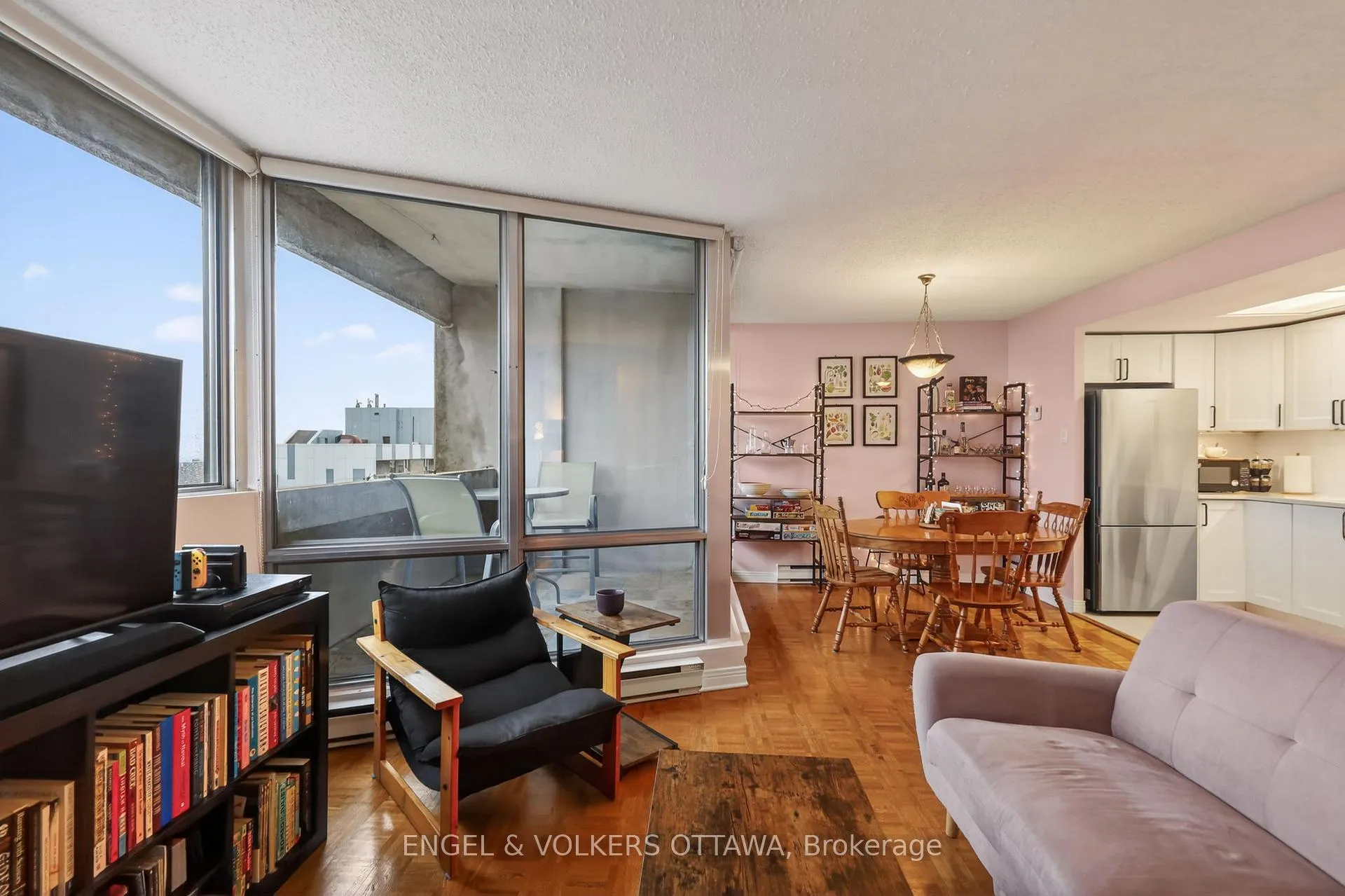 Photo 9 of Unit PH5, 530 Laurier Avenue W, Ottawa, Ottawa Centre — HOMEH