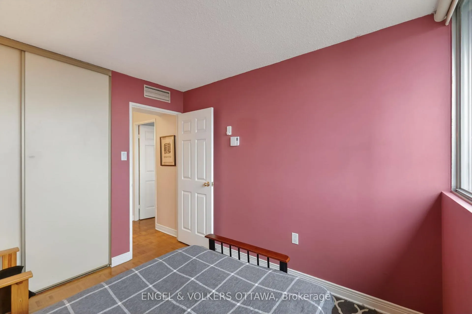 Photo 20 of Unit PH5, 530 Laurier Avenue W, Ottawa, Ottawa Centre — HOMEH